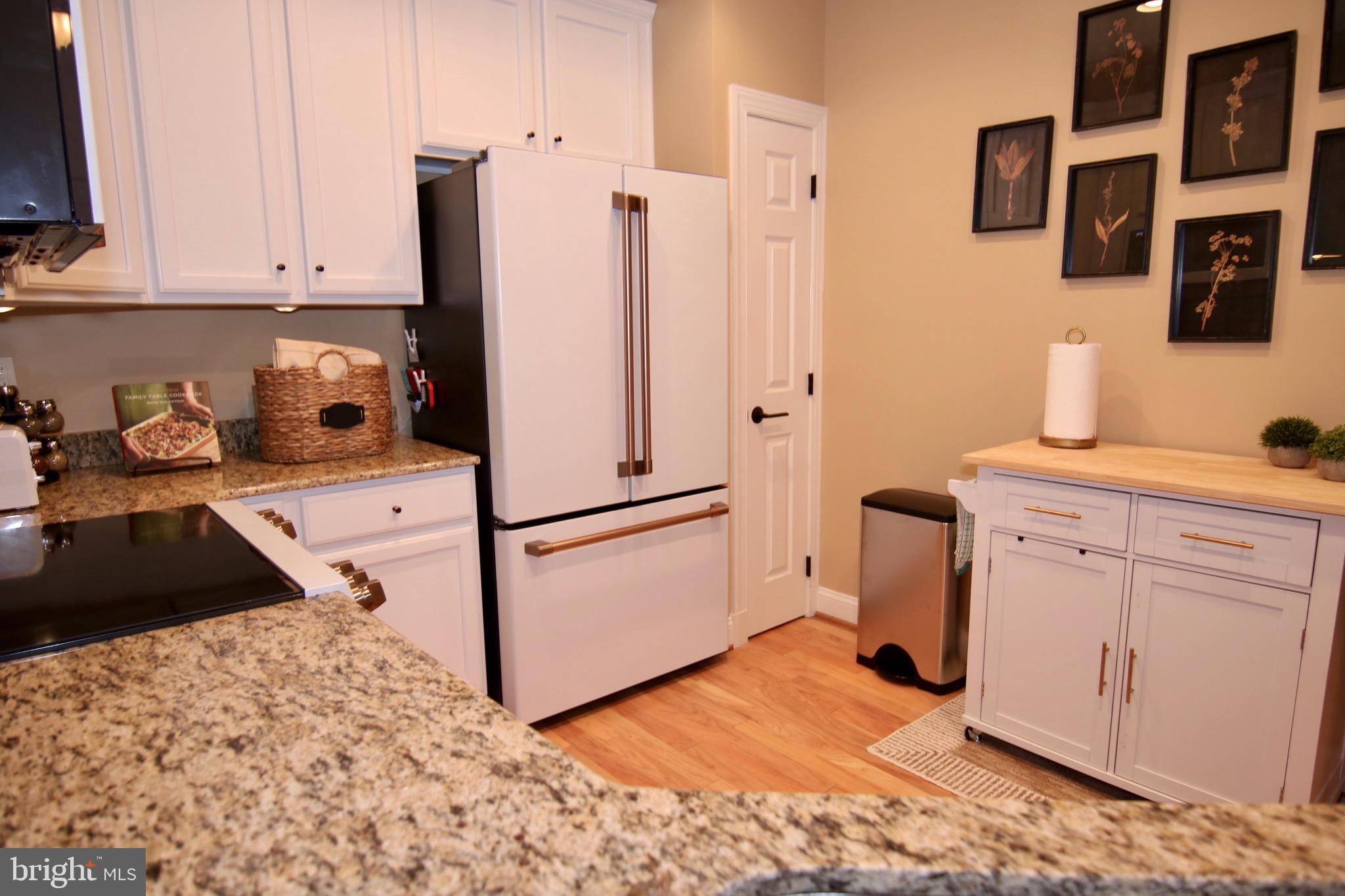 SEVERNA PARK GATEWAY VILLAGE - Residential