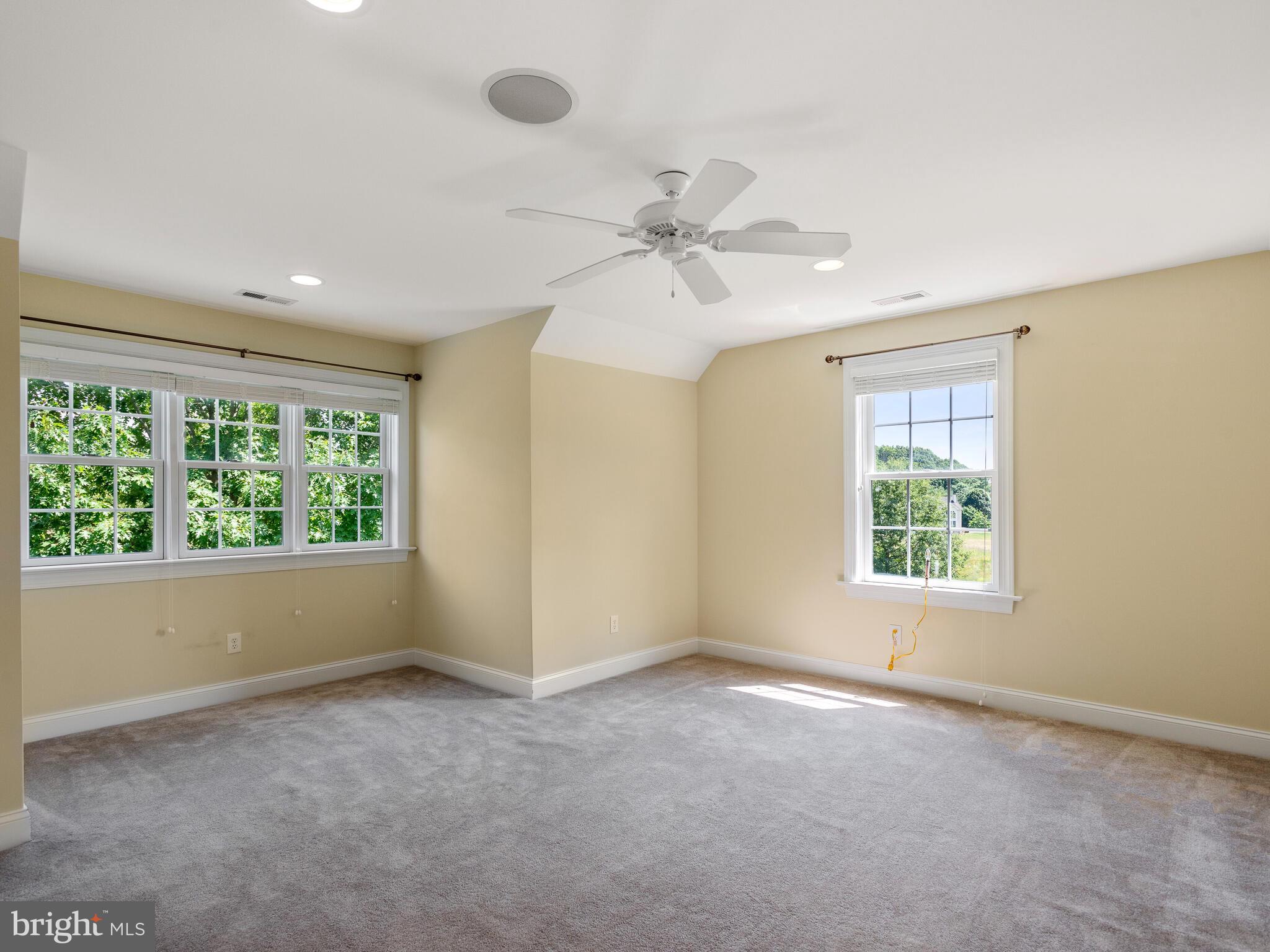 PRESRVE AT BIRCH RUN - Residential