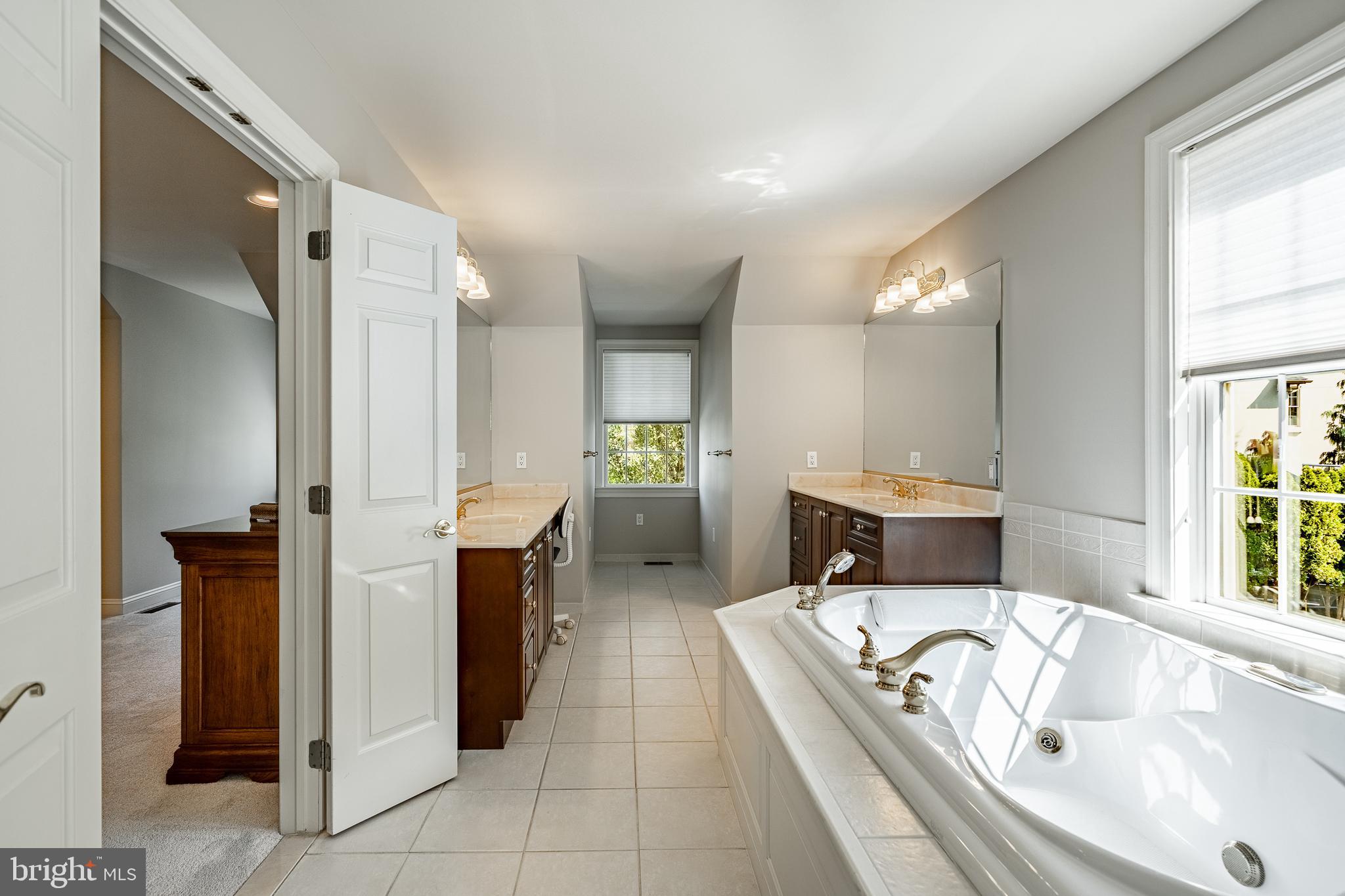 RESERVE AT SPRING - Residential