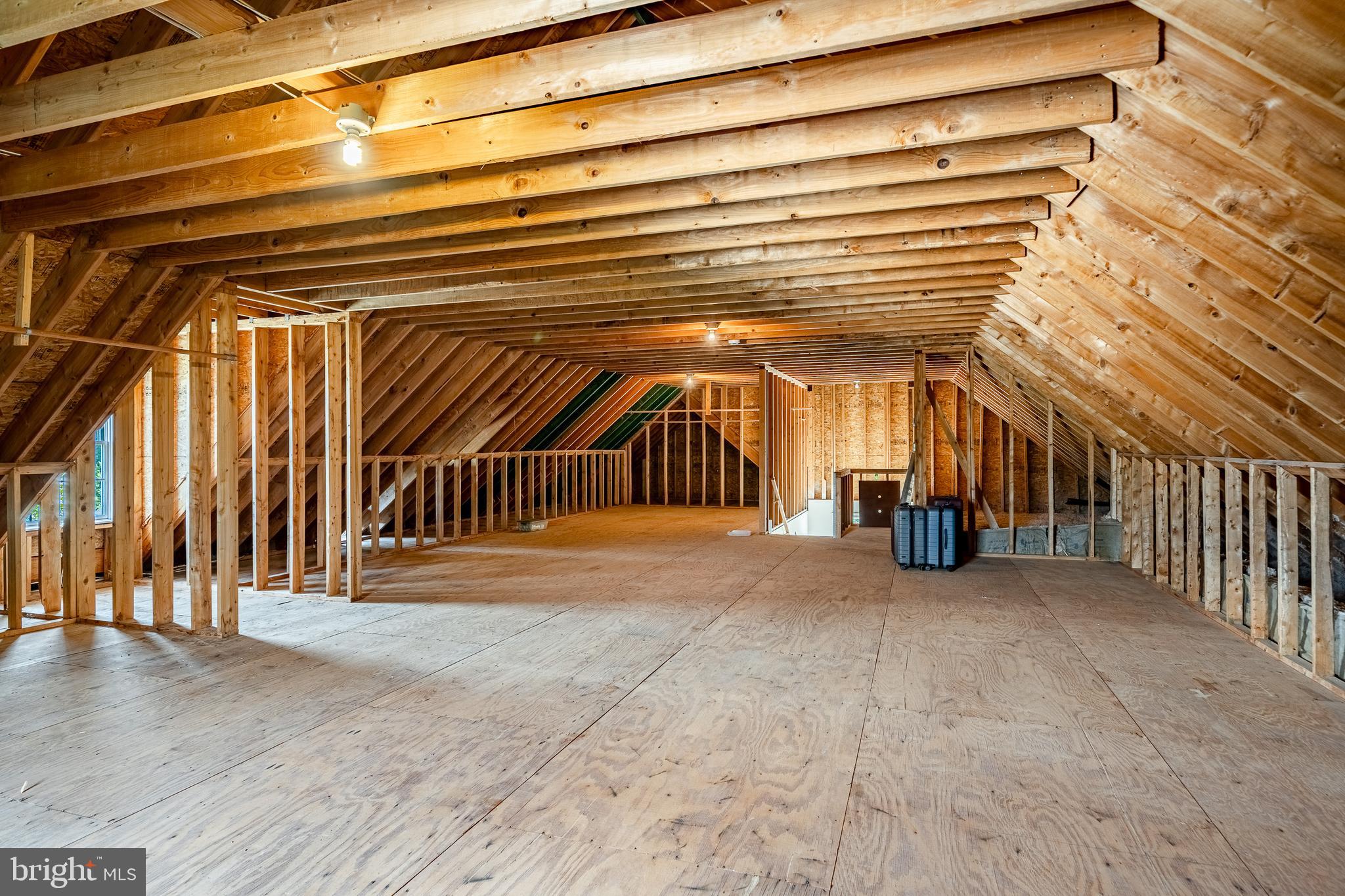 RESERVE AT SPRING - Residential