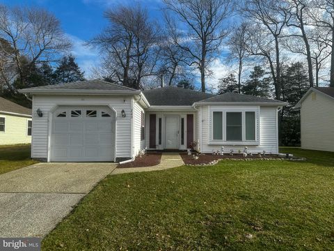 Homes For Sale - 223 Lantern Place<br/> TUCKERTON, NJ 08087