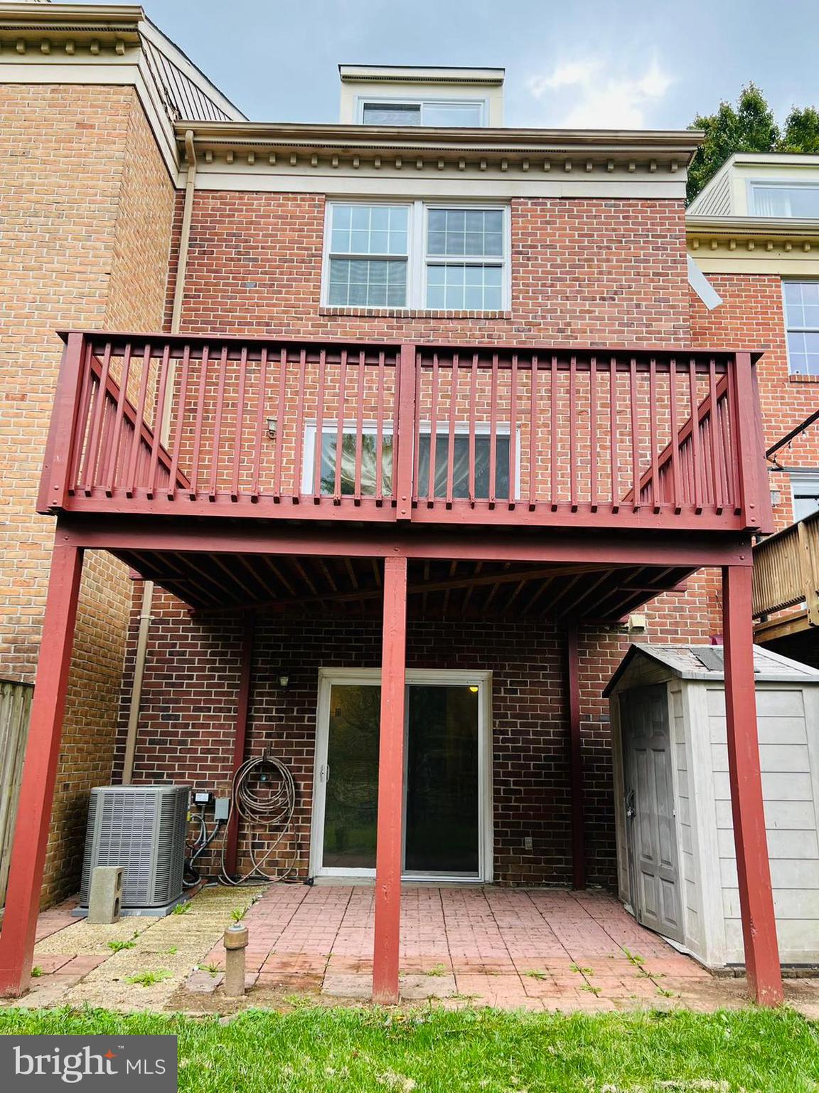 LAKES AT STANSBURY SHORE - Residential