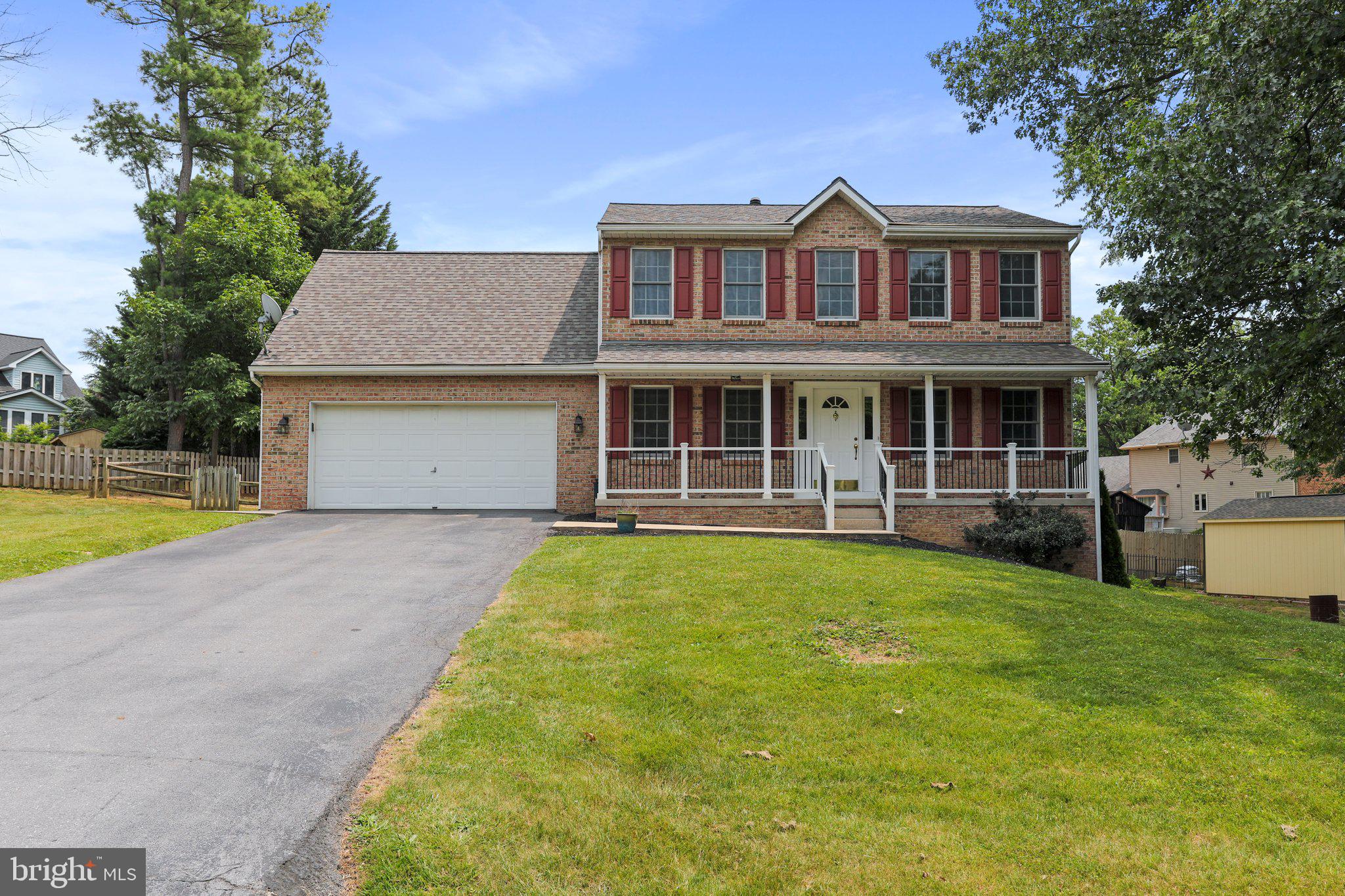 VAN LEAR MANOR - Residential