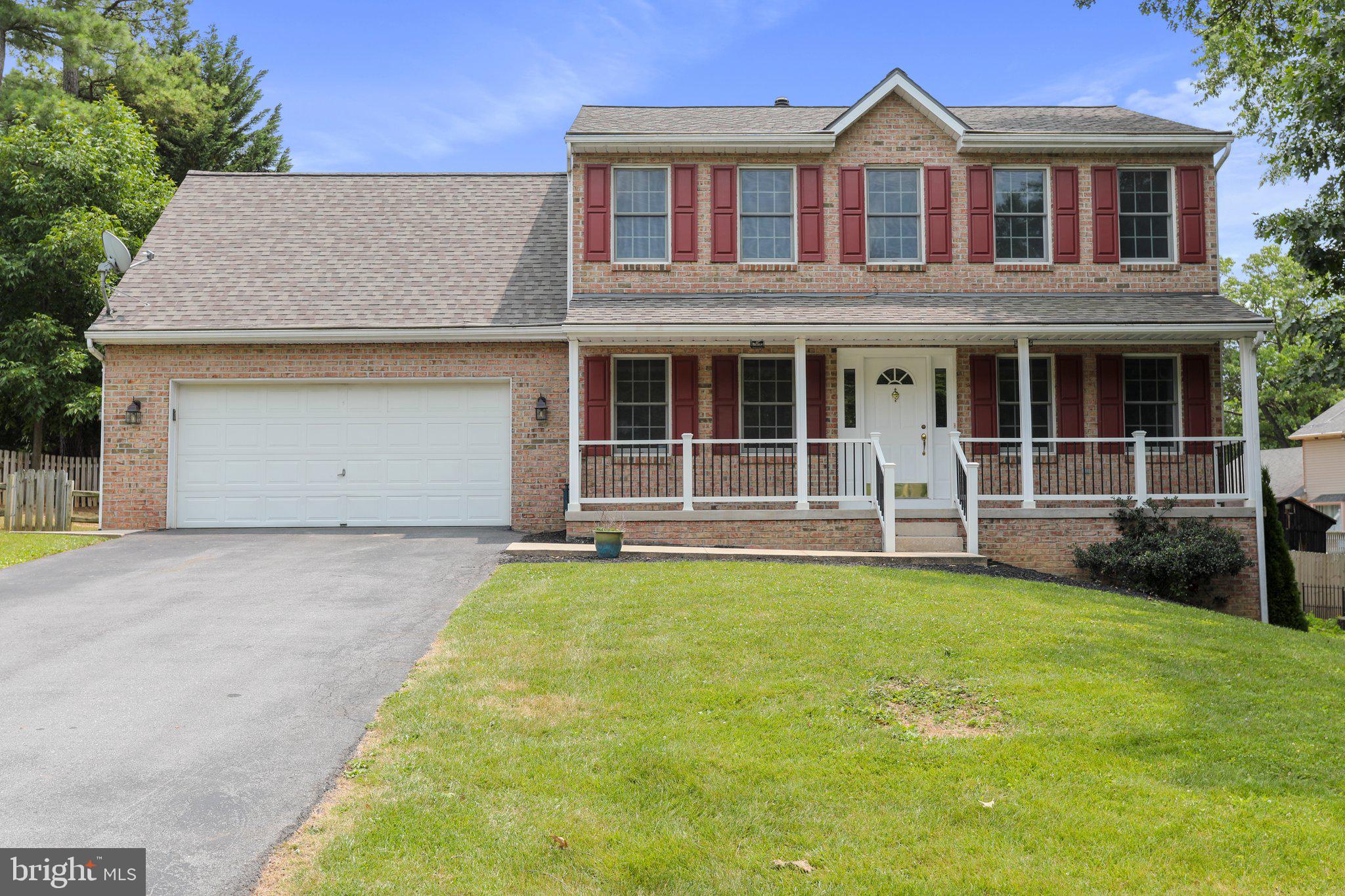 VAN LEAR MANOR - Residential