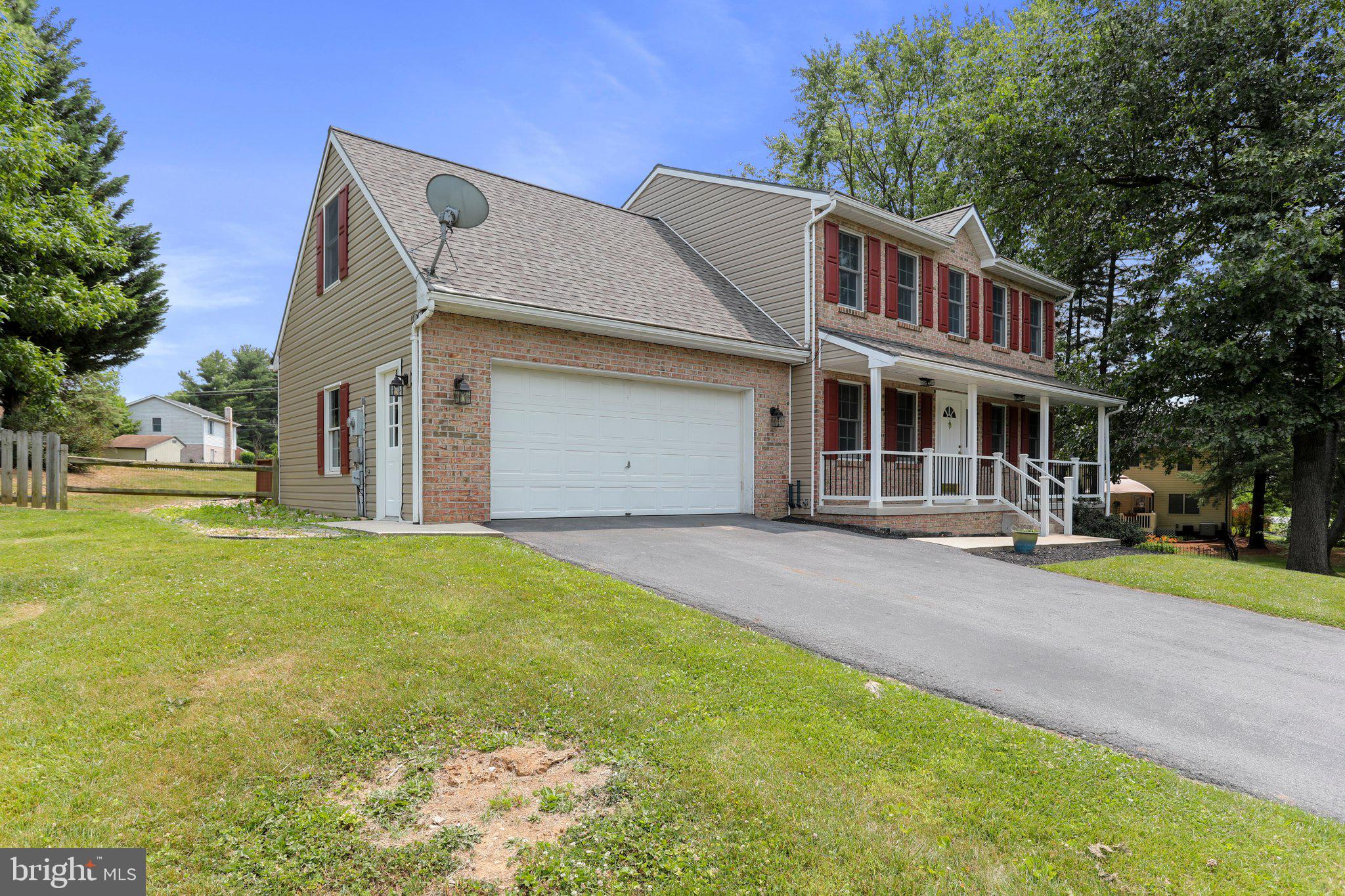 VAN LEAR MANOR - Residential