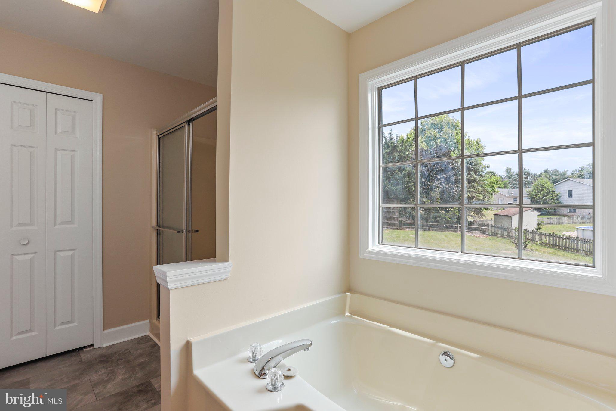 VAN LEAR MANOR - Residential