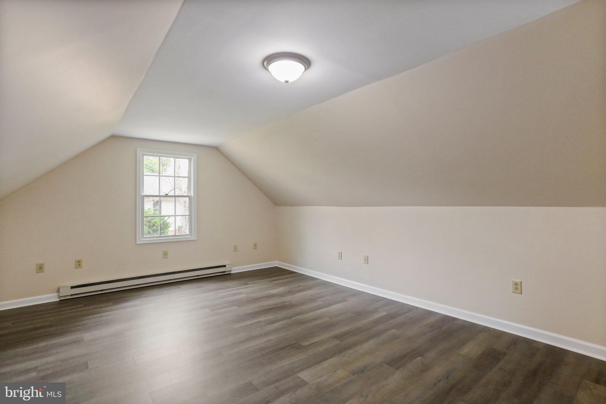 VAN LEAR MANOR - Residential