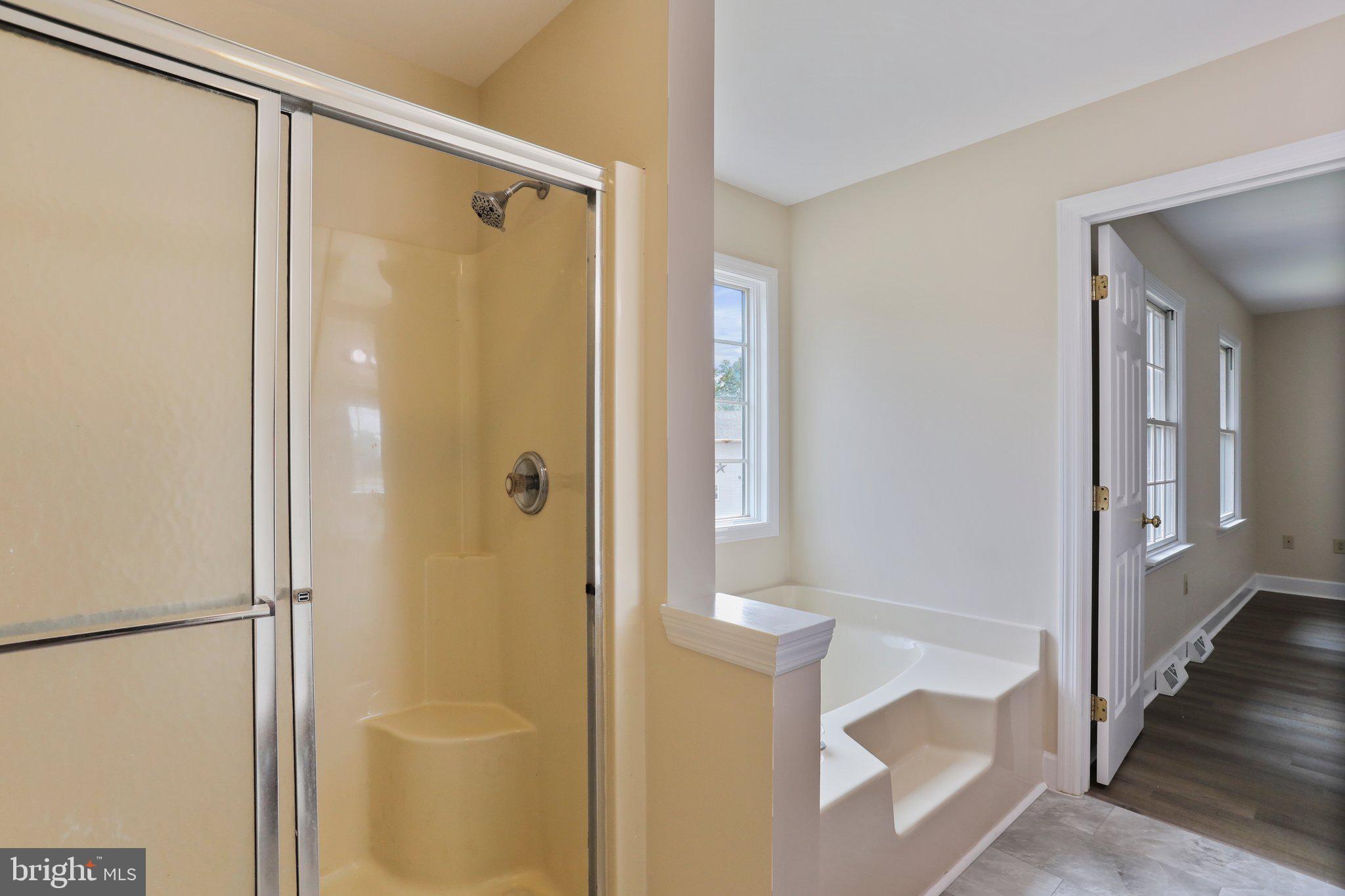 VAN LEAR MANOR - Residential