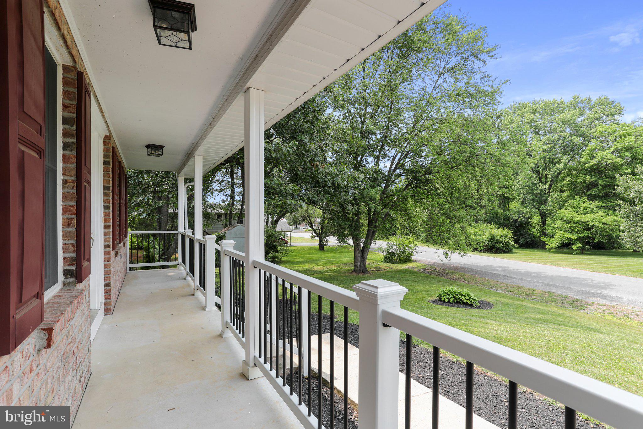 VAN LEAR MANOR - Residential