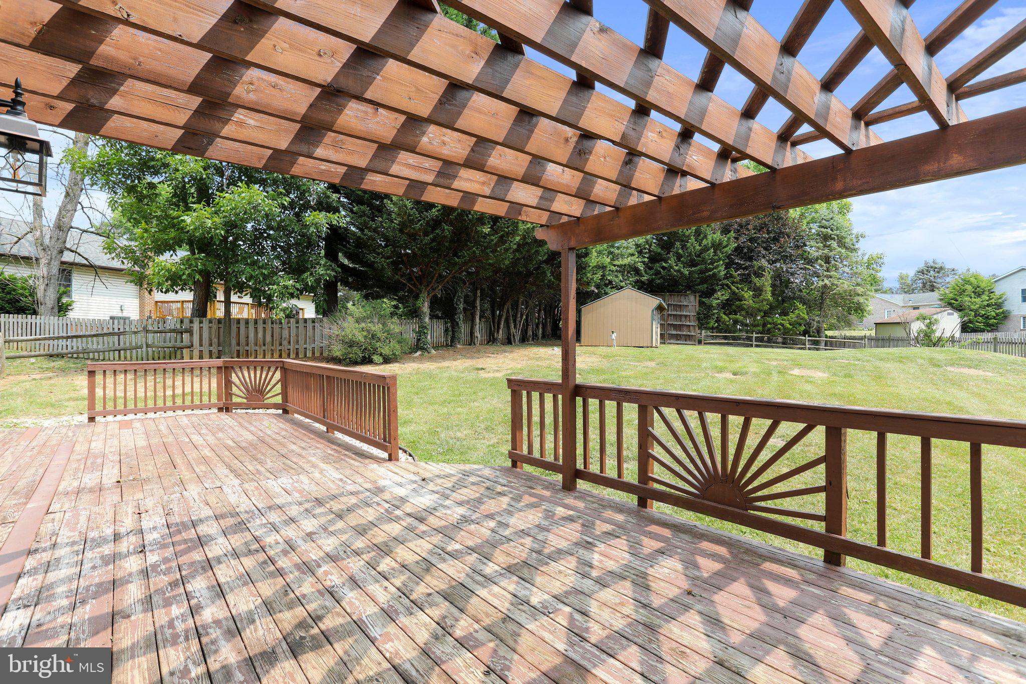 VAN LEAR MANOR - Residential