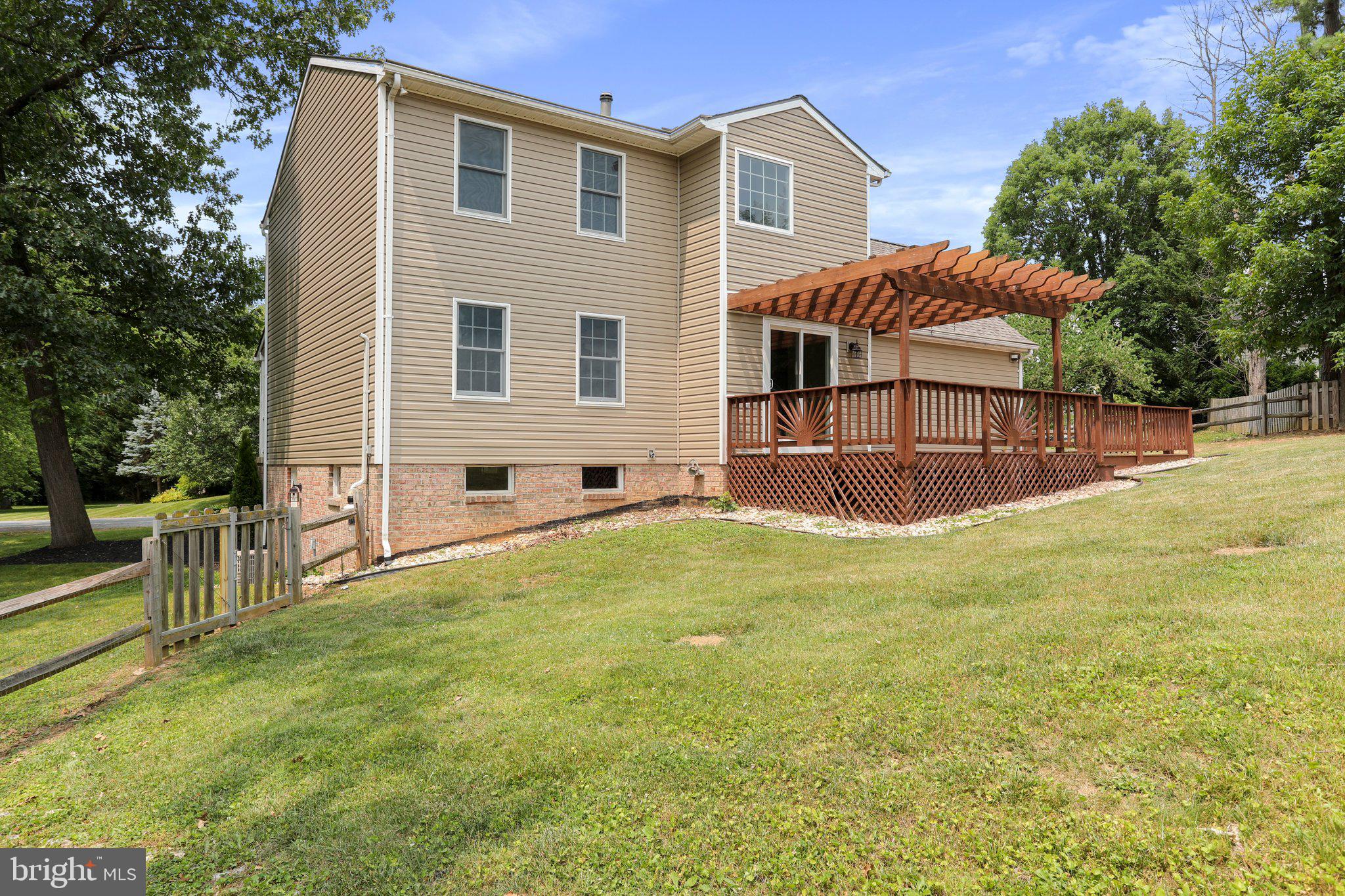 VAN LEAR MANOR - Residential