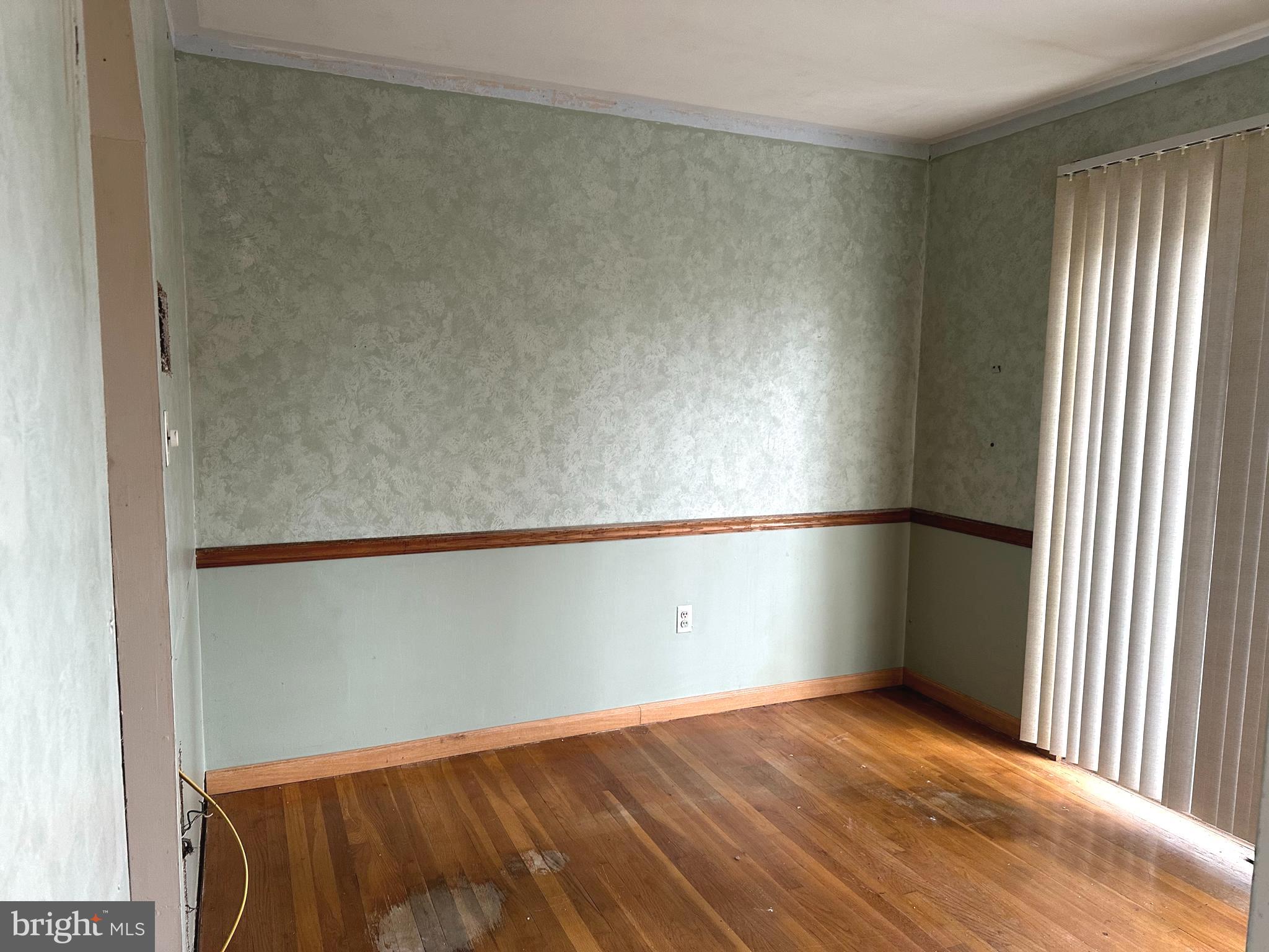 SUBURBIA - Residential