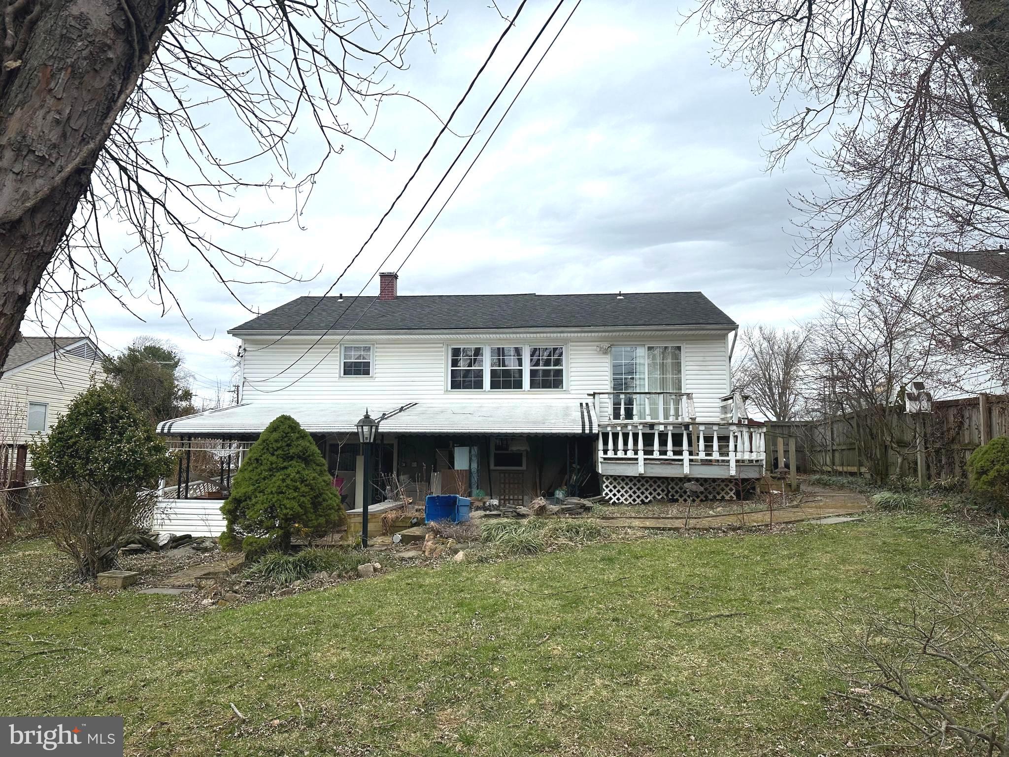 SUBURBIA - Residential