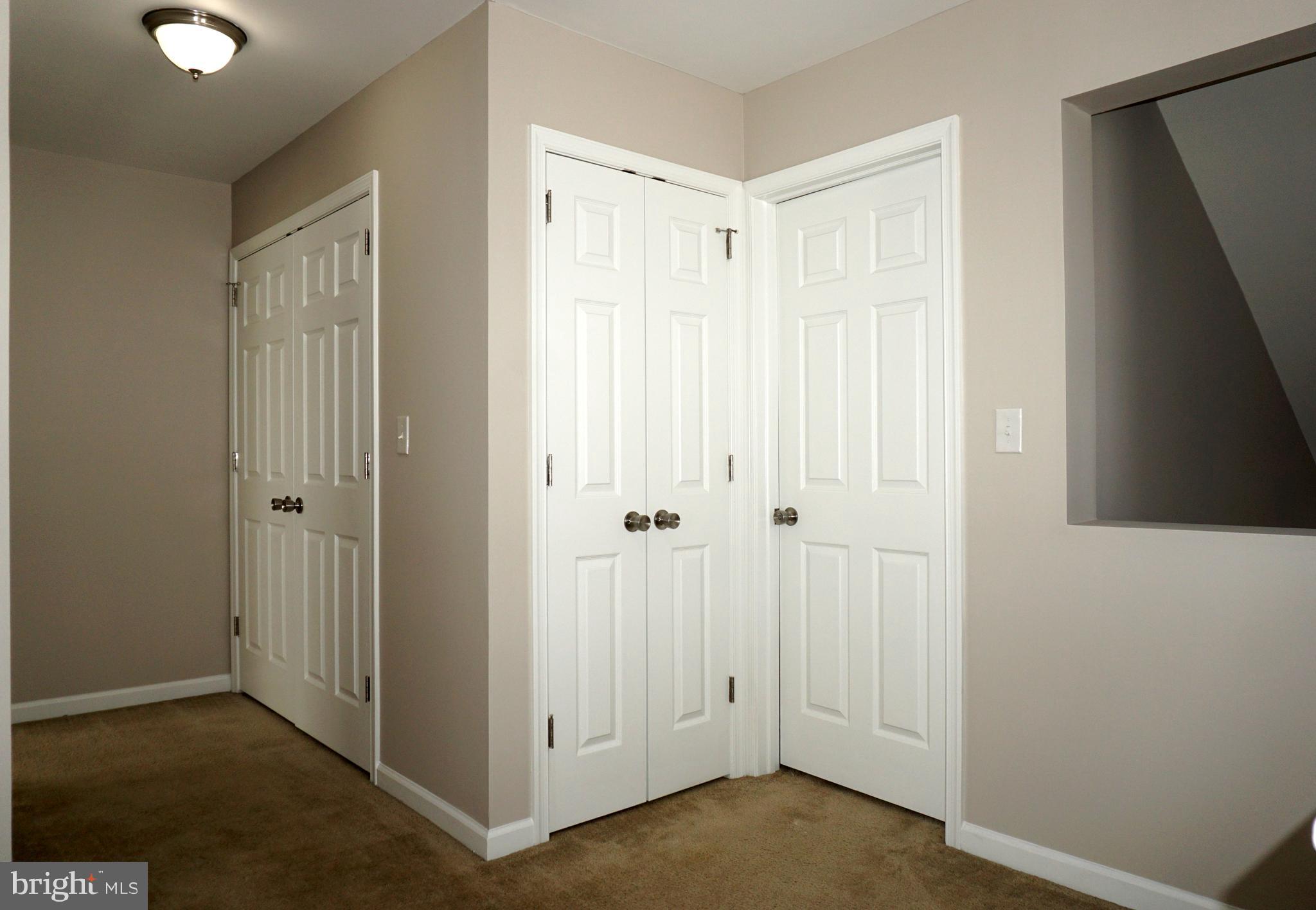 HILLS AT LOCK RIDGE - Residential