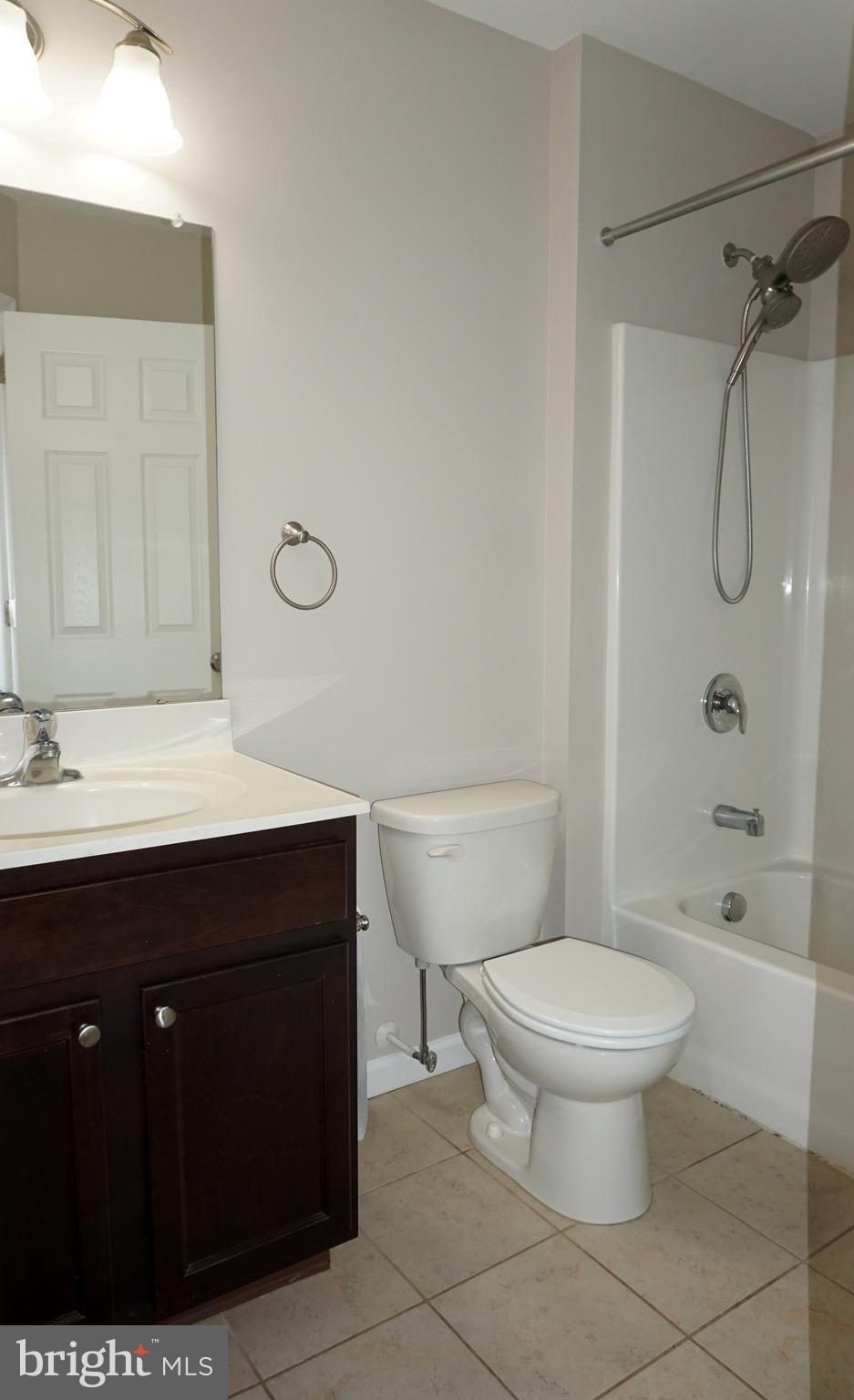 HILLS AT LOCK RIDGE - Residential