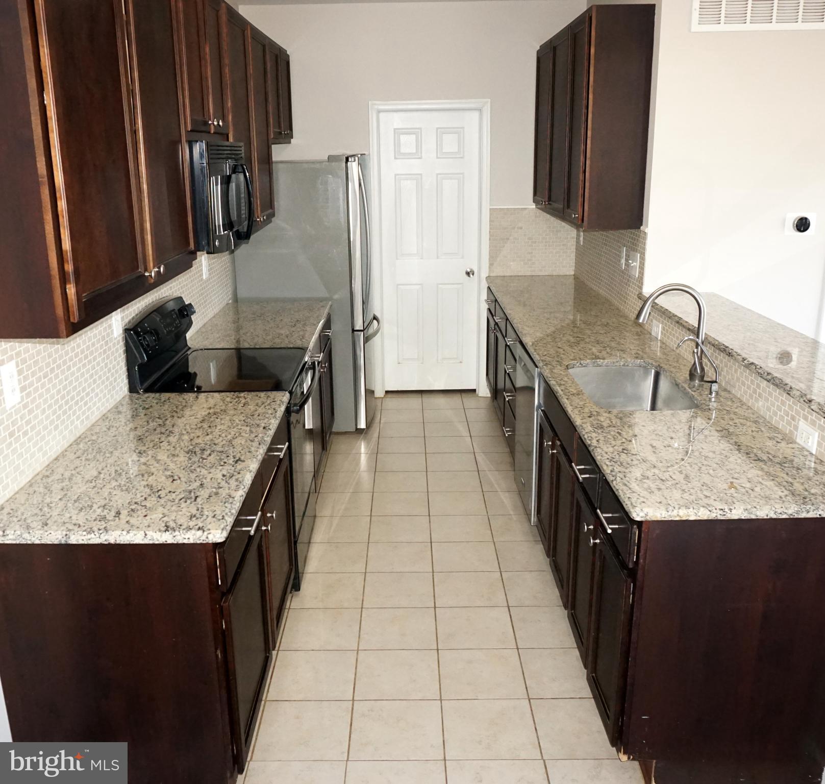 HILLS AT LOCK RIDGE - Residential