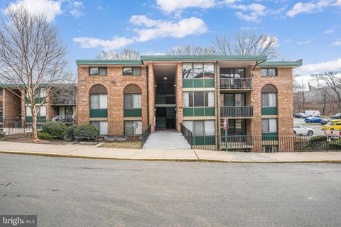 Photo of 483 N Armistead Street #T3, ALEXANDRIA, VA 22312 (MLS # VAAX2050596)