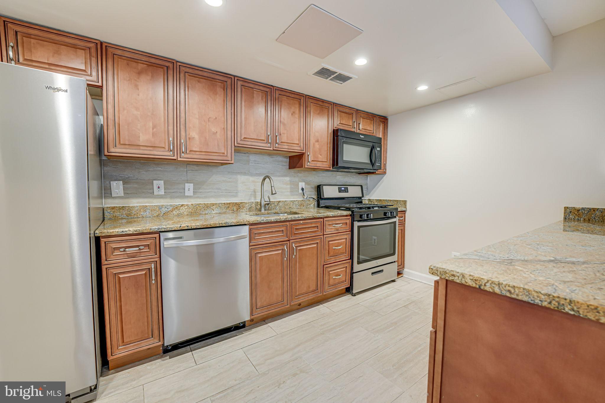 483 N ARMISTEAD STREET T3