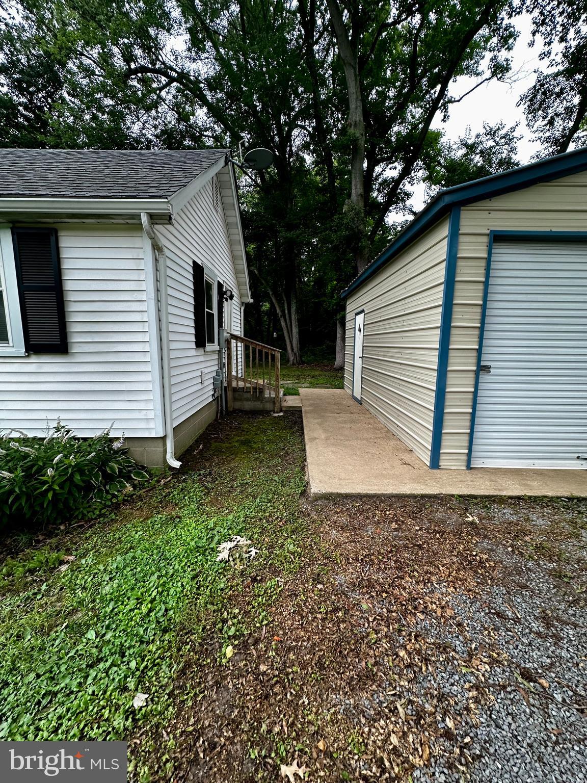 6141 MAIN STREET
