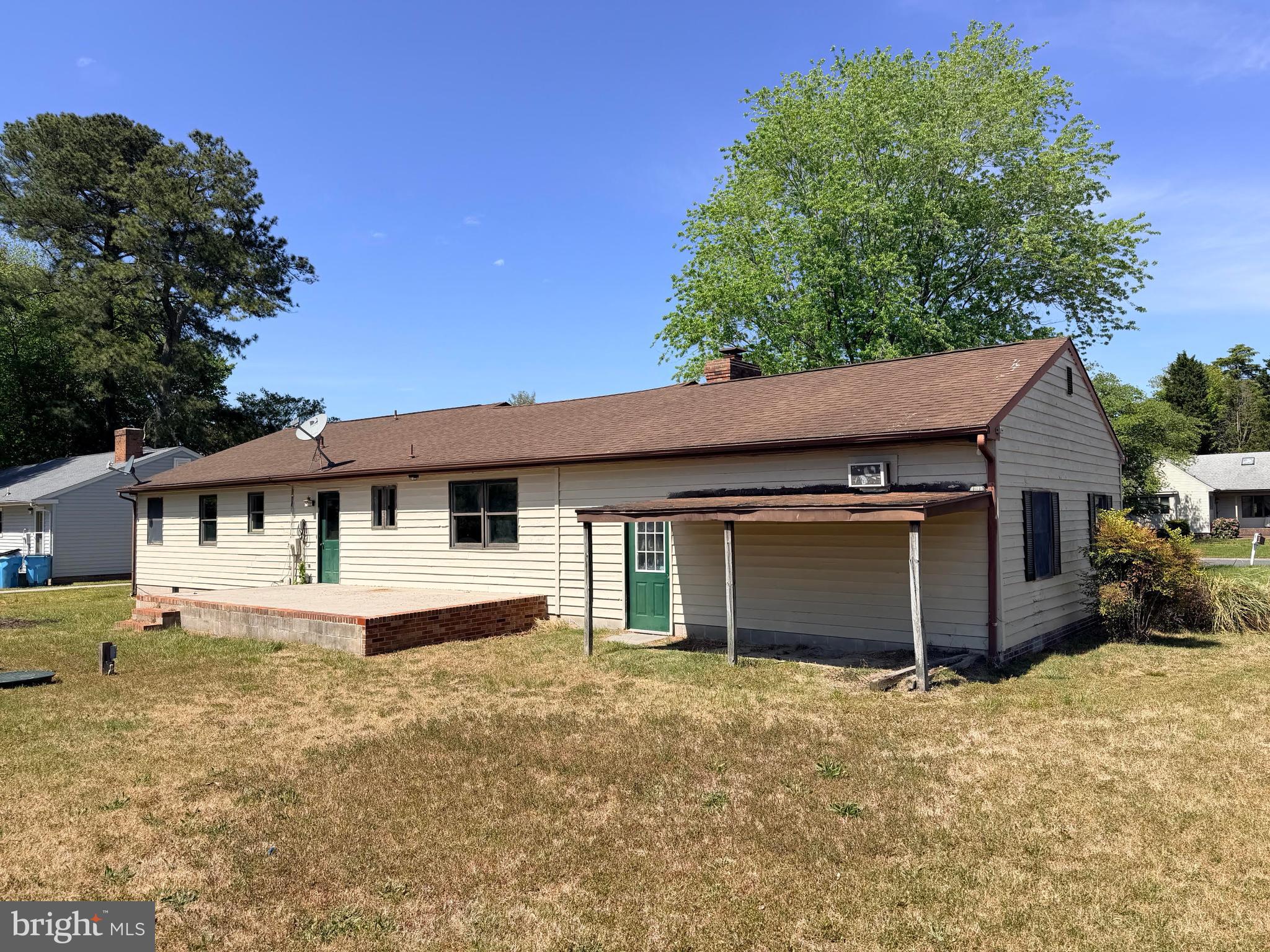 1122 NEVINS PLACE