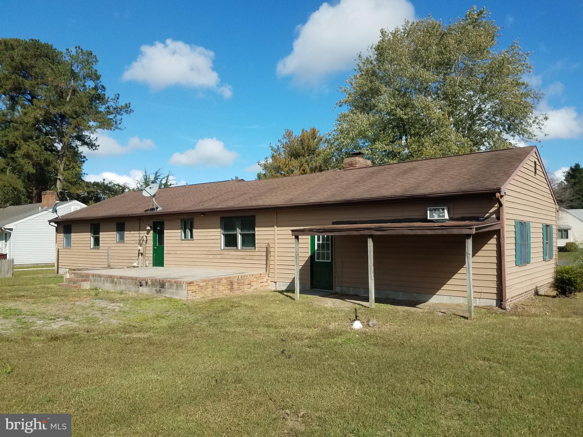 1122 NEVINS PLACE
