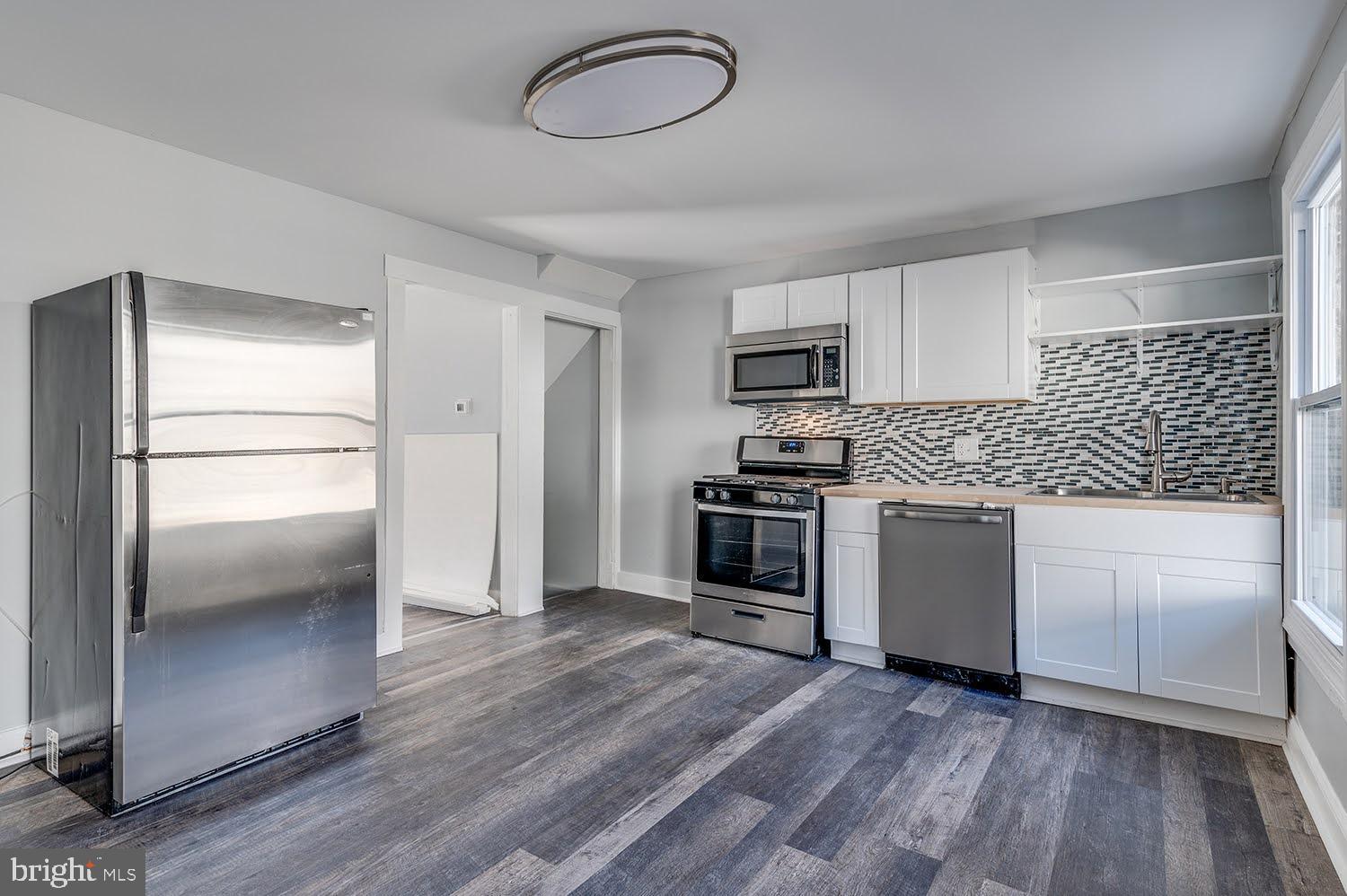 4215 MORRISON COURT