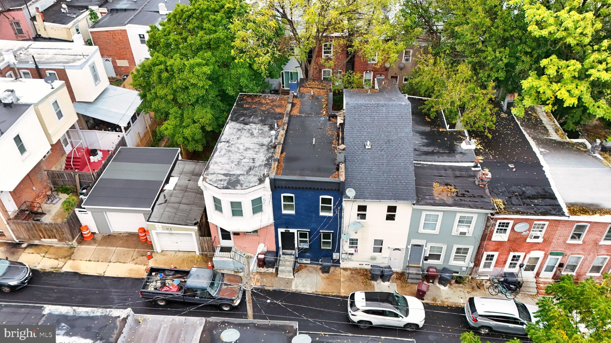 1123 PLEASANT STREET