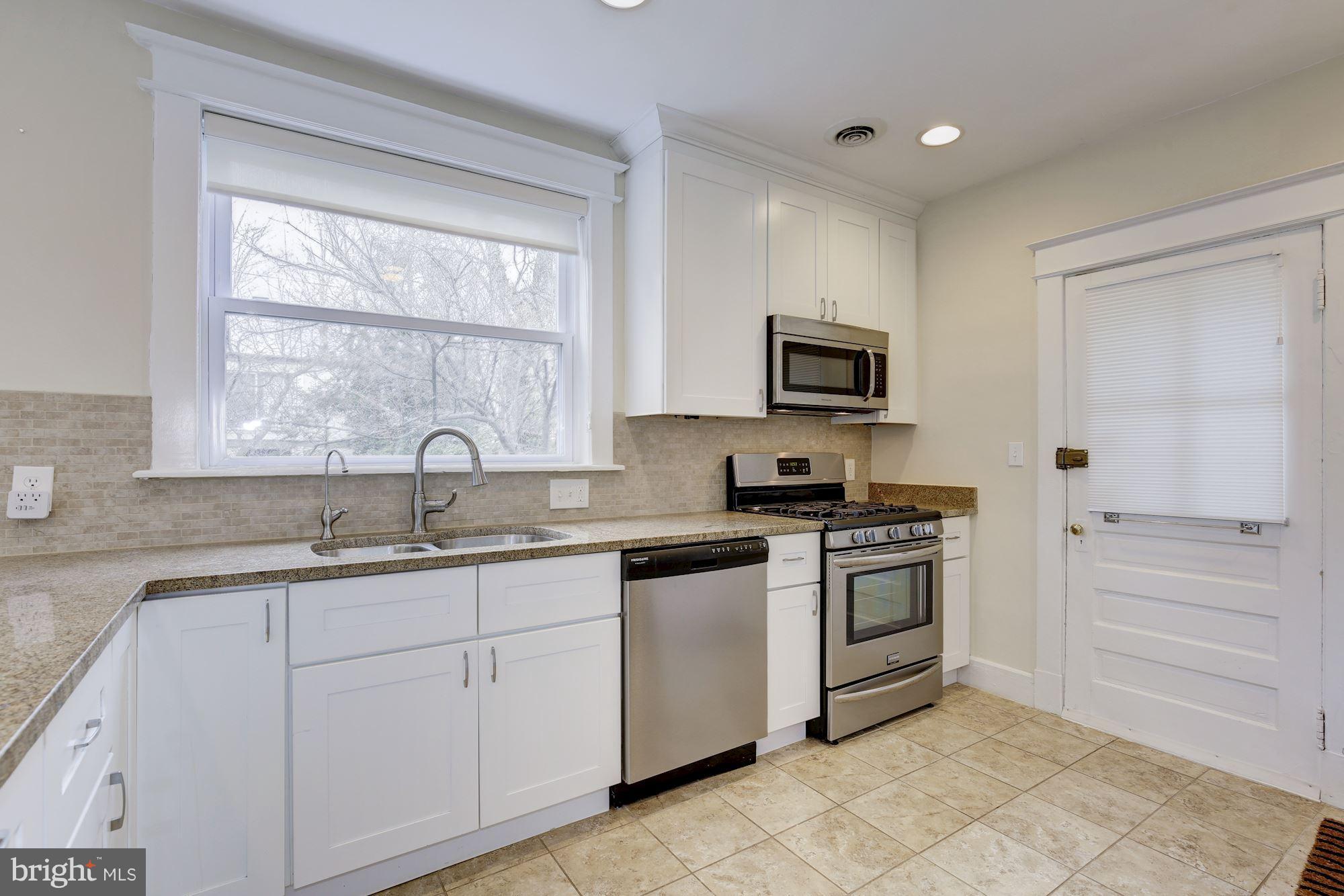 CHEVY CHASE - Residential Lease