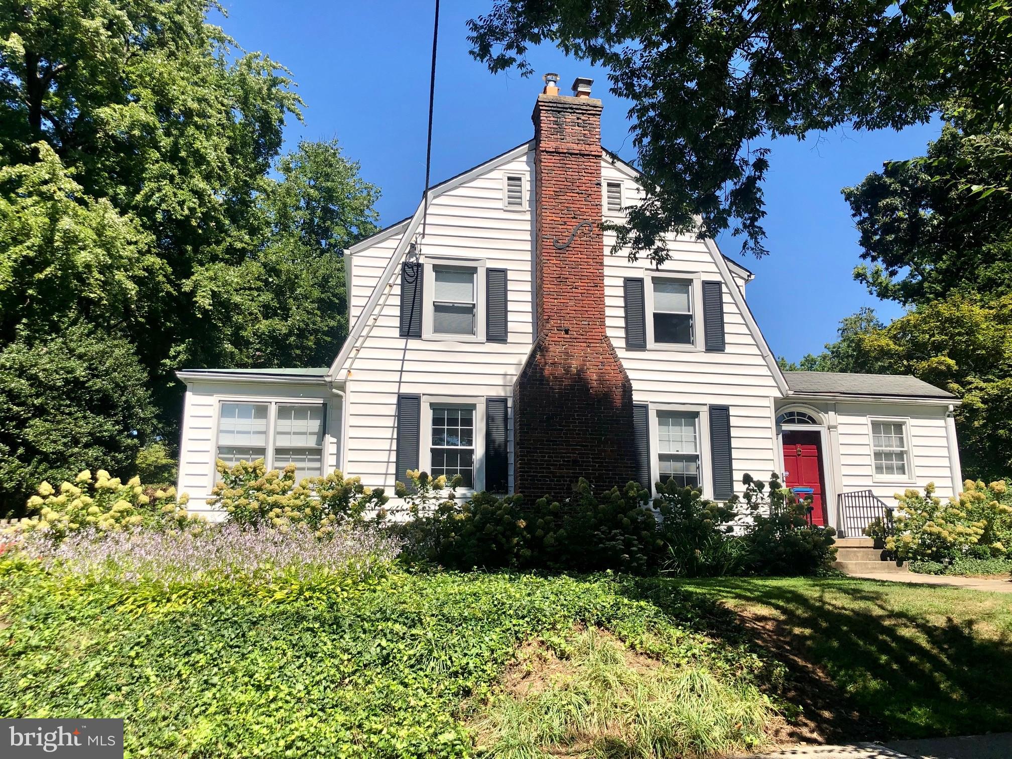 CHEVY CHASE - Residential Lease