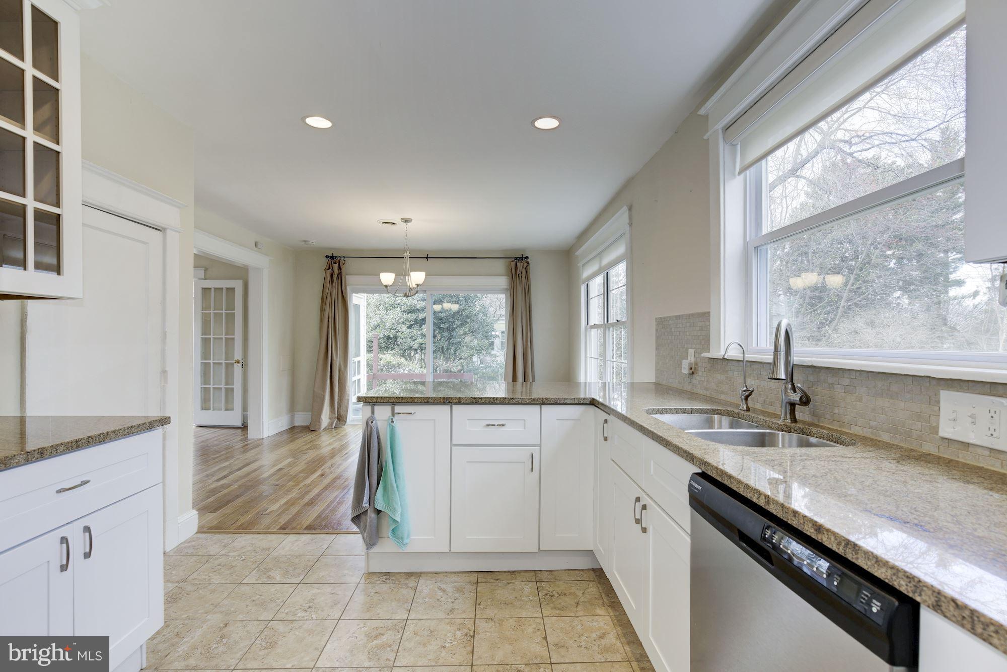 CHEVY CHASE - Residential Lease