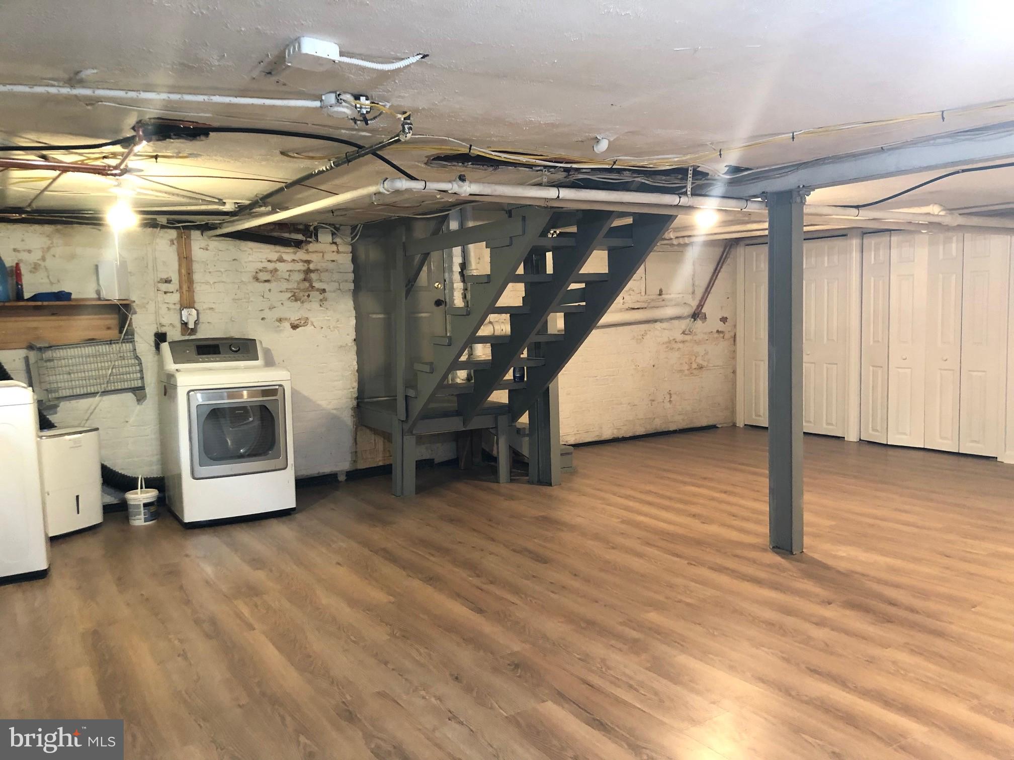 CHEVY CHASE - Residential Lease