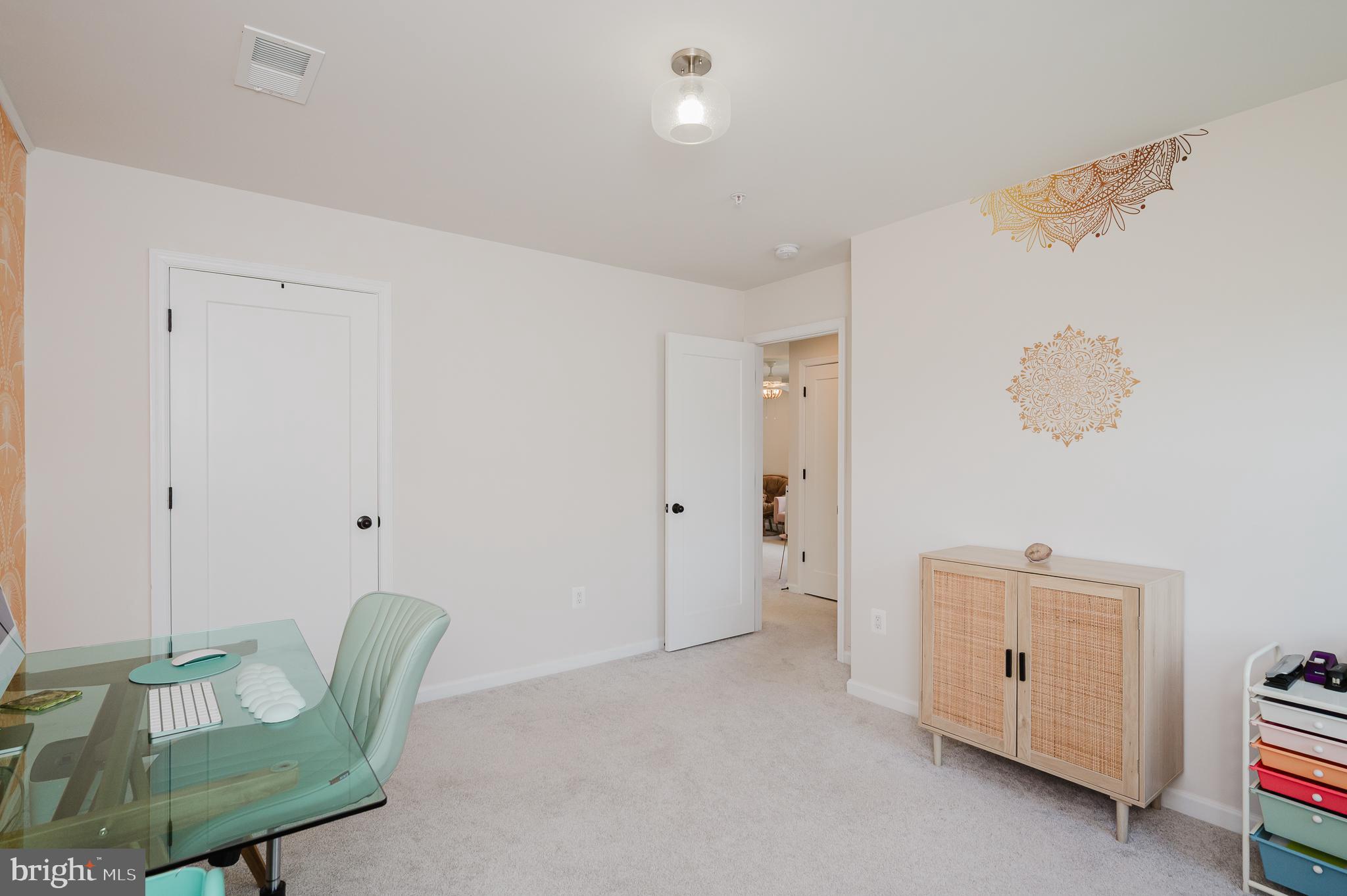 CHESAPEAKE CLUB - Residential