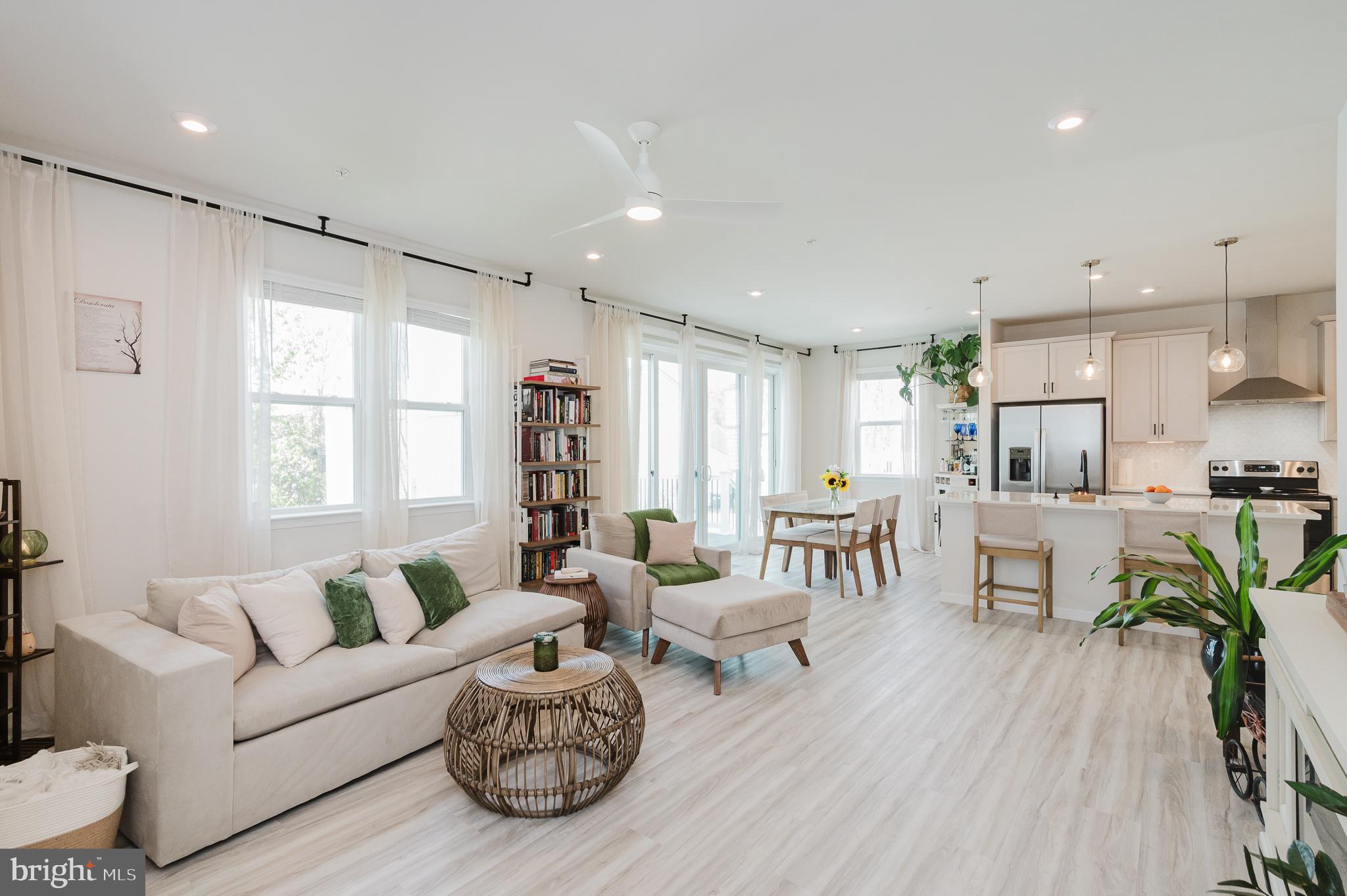 CHESAPEAKE CLUB - Residential