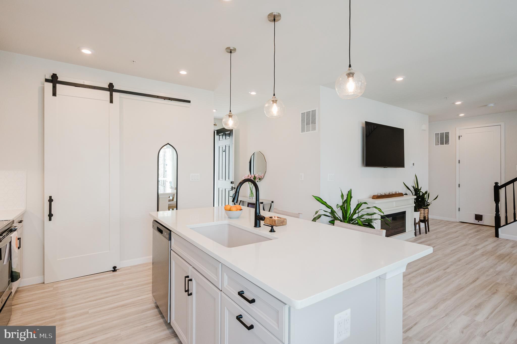 CHESAPEAKE CLUB - Residential