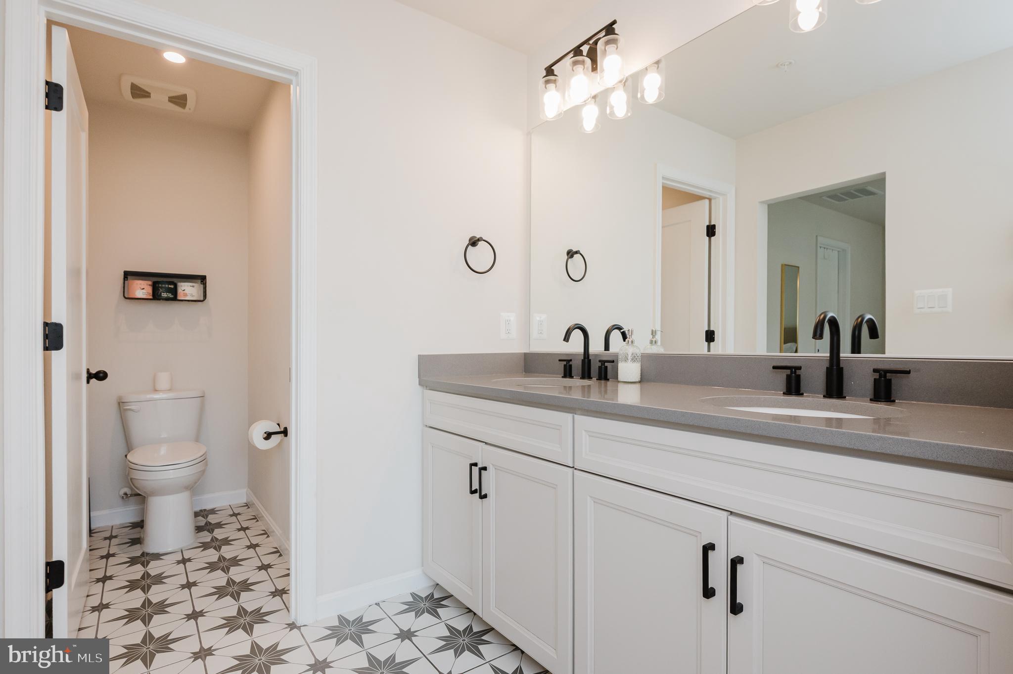 CHESAPEAKE CLUB - Residential
