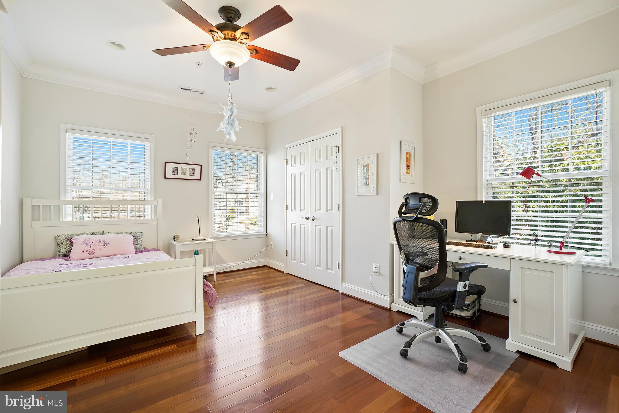 HUNTINGTON TERRACE - Residential