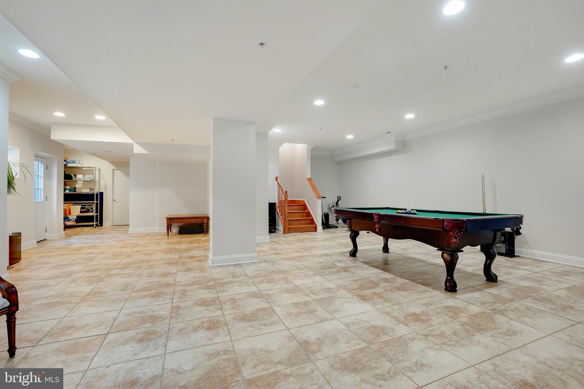 HUNTINGTON TERRACE - Residential