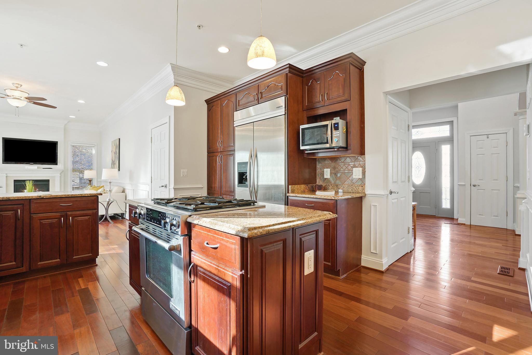 HUNTINGTON TERRACE - Residential