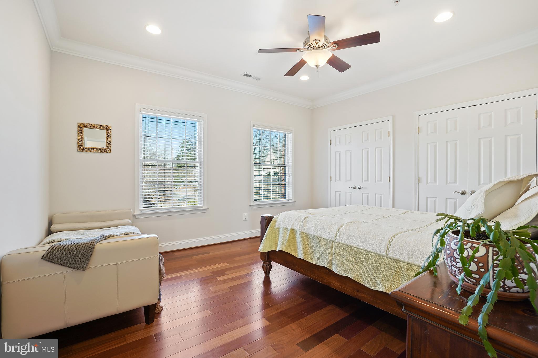 HUNTINGTON TERRACE - Residential