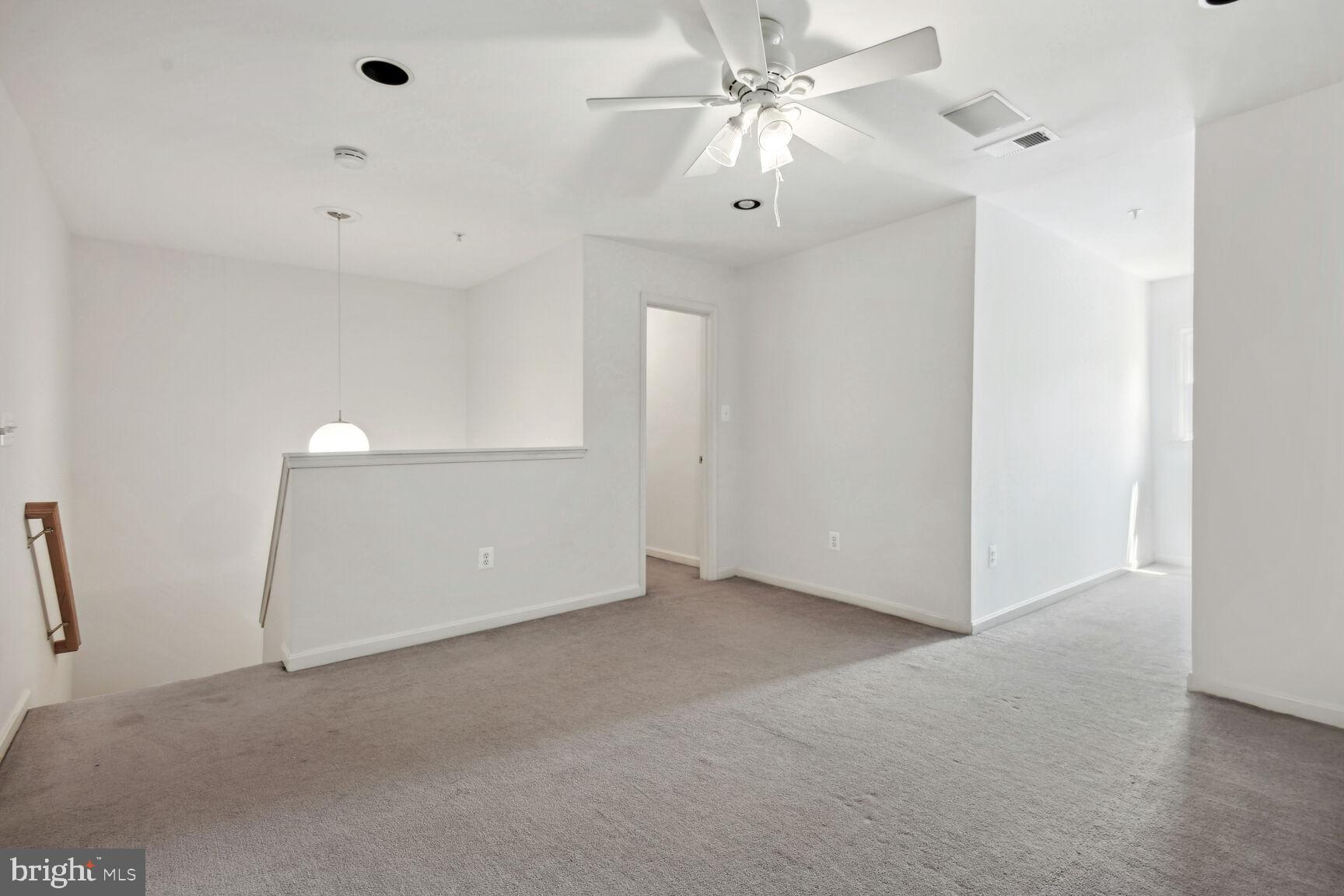 KING FARM - Residential Lease