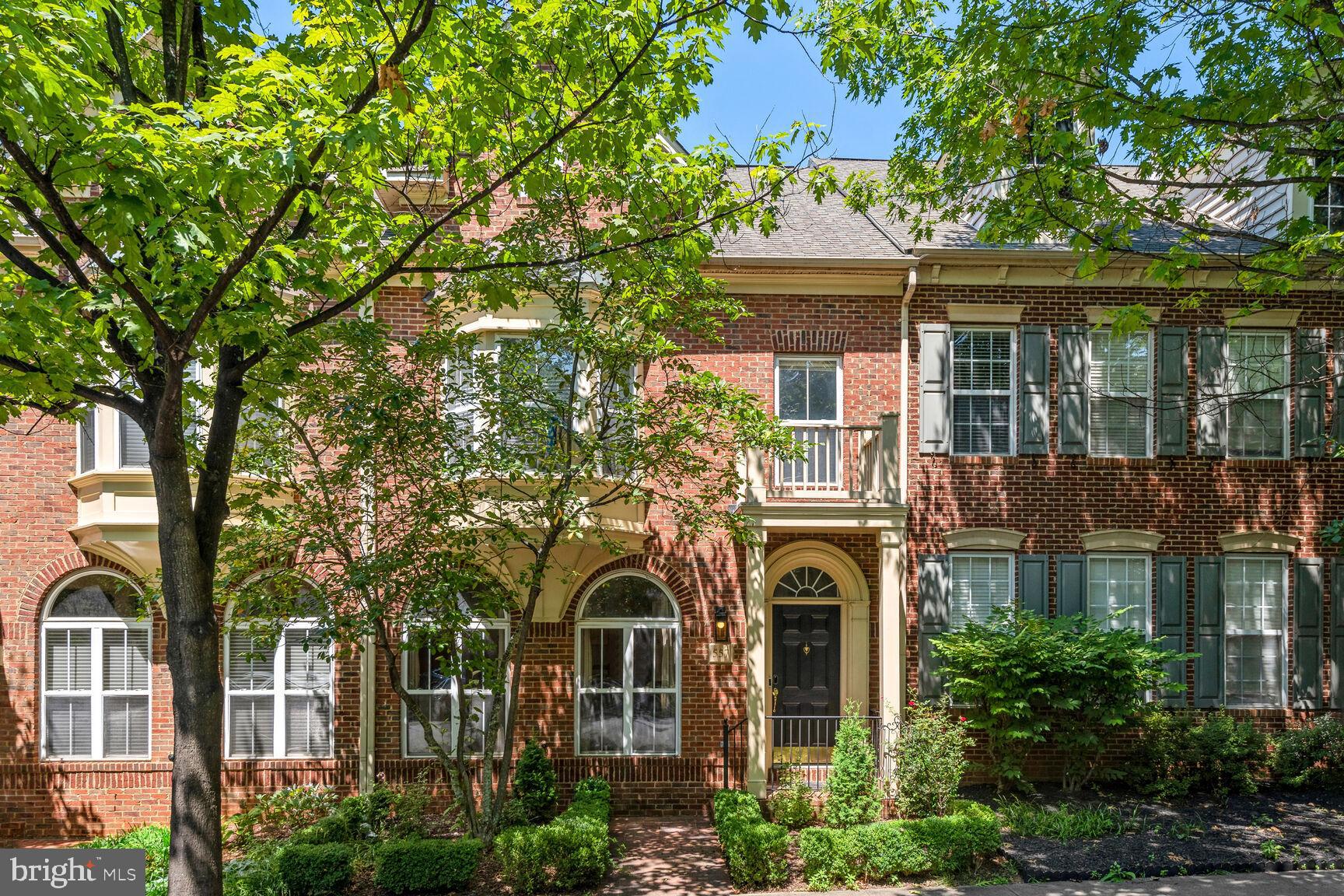 KING FARM - Residential Lease