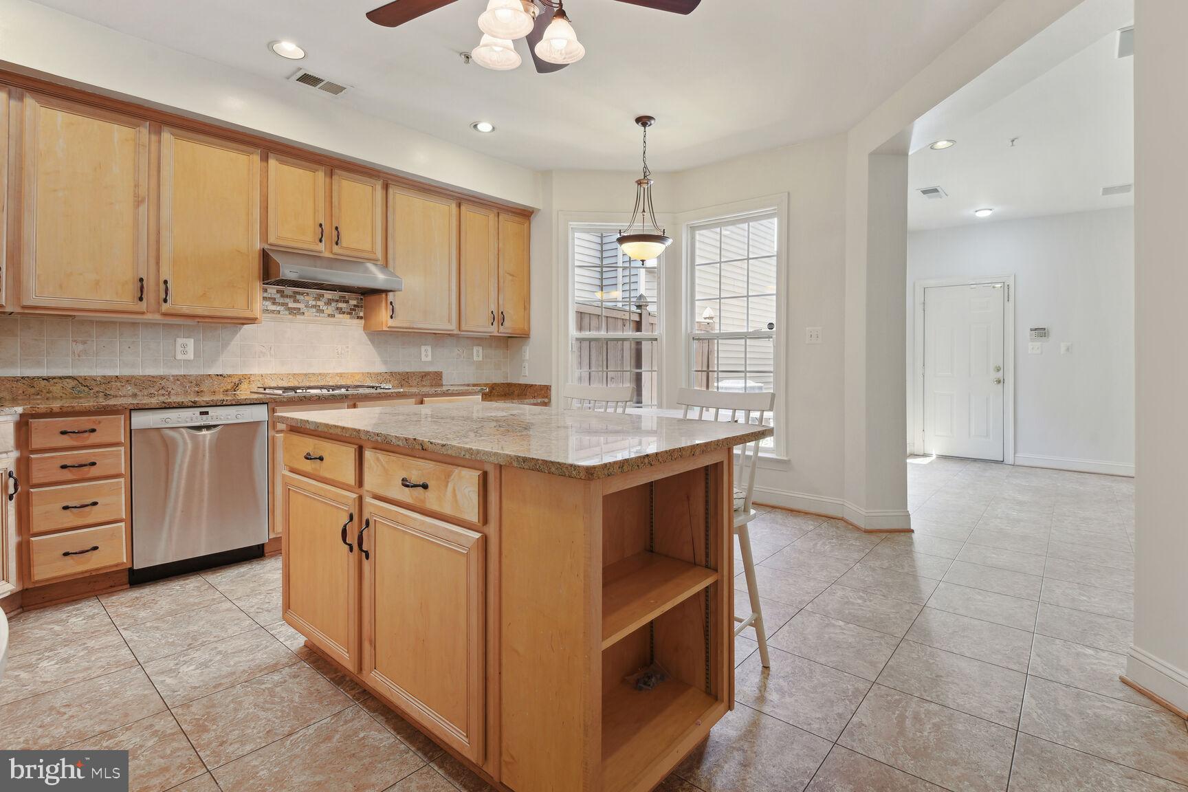 KING FARM - Residential Lease