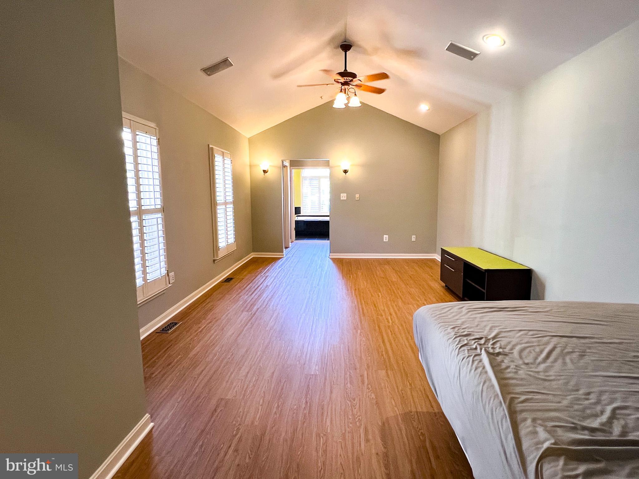 KING FARM - Residential Lease