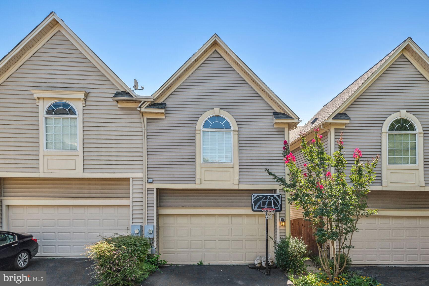 KING FARM - Residential Lease