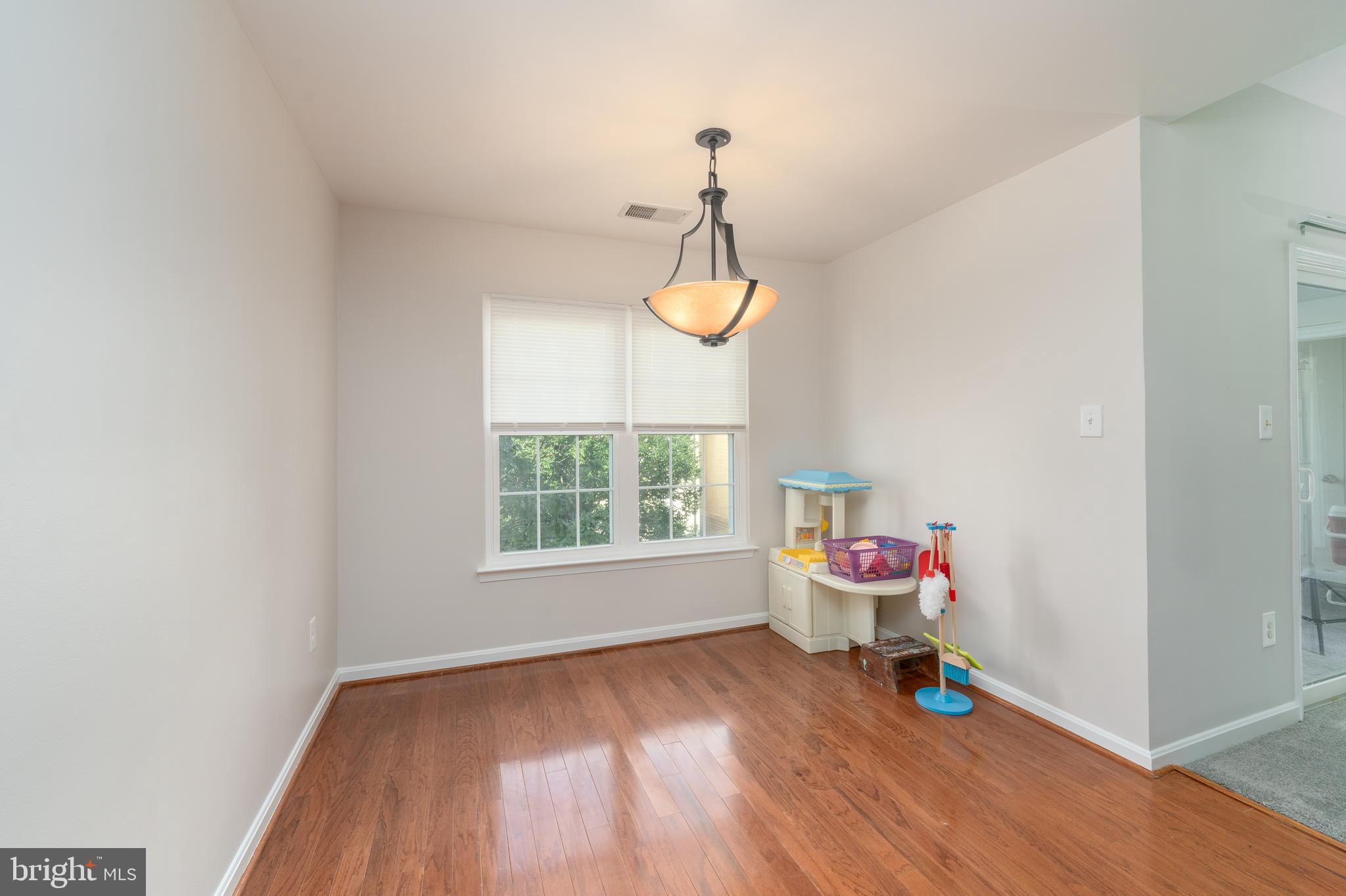 GATEWAY COMMERCE CENTER - Residential