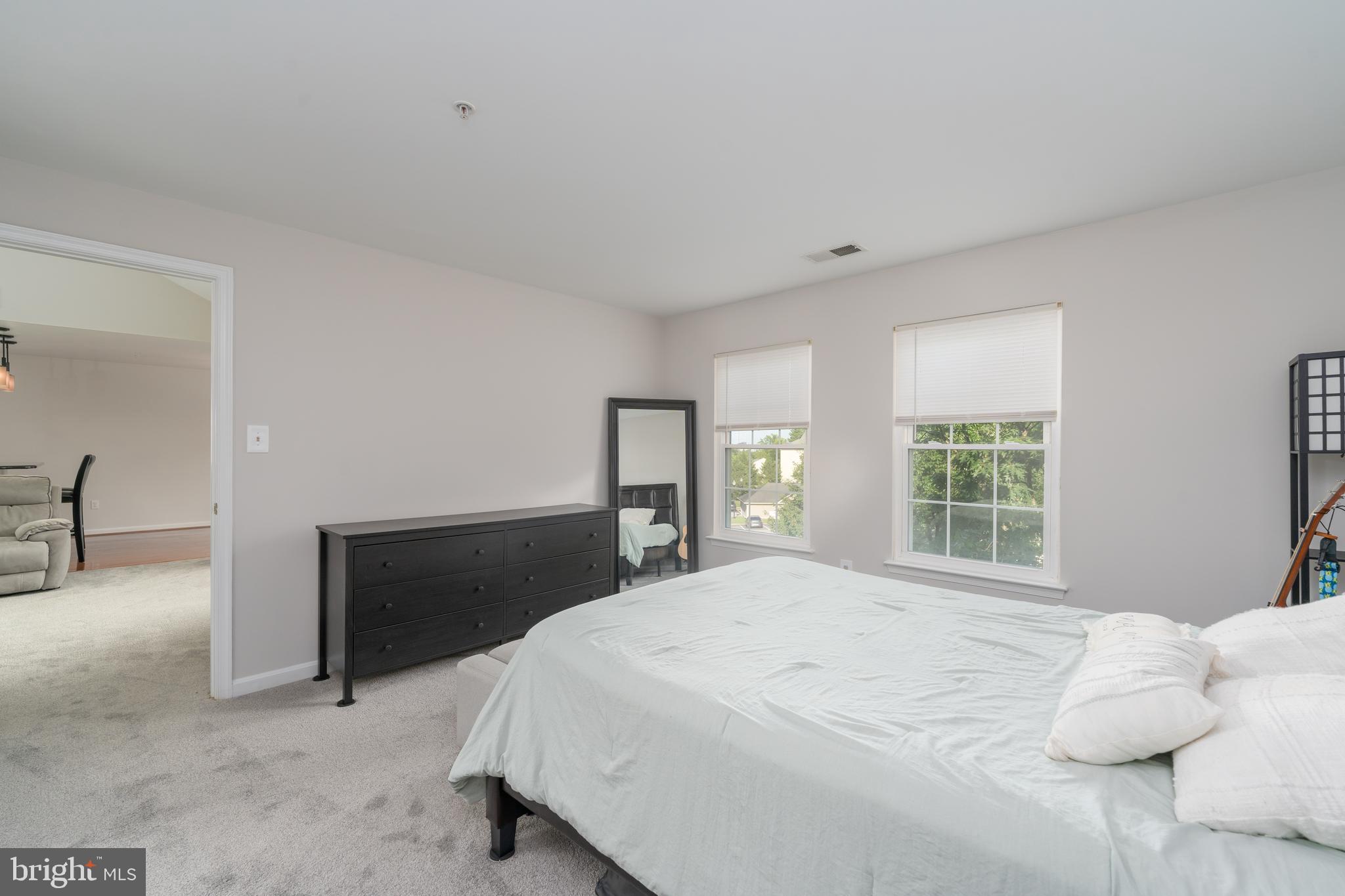 GATEWAY COMMERCE CENTER - Residential