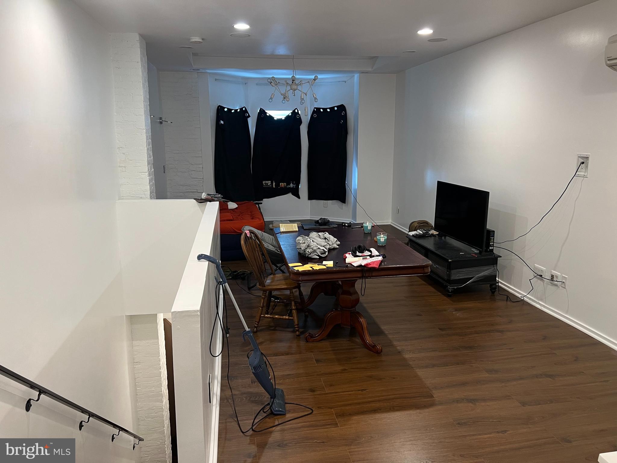 WEST PHILADELPHIA - Residential Income