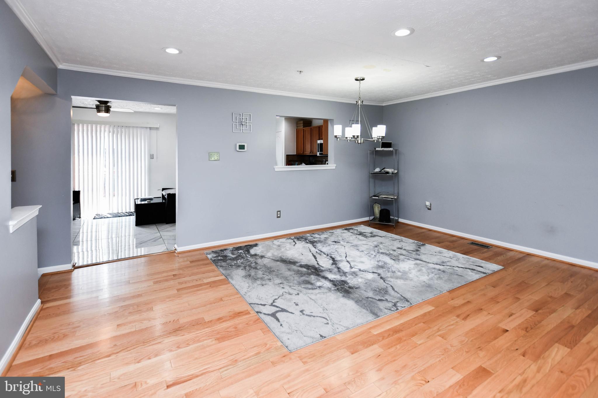 COVINGTON - Residential