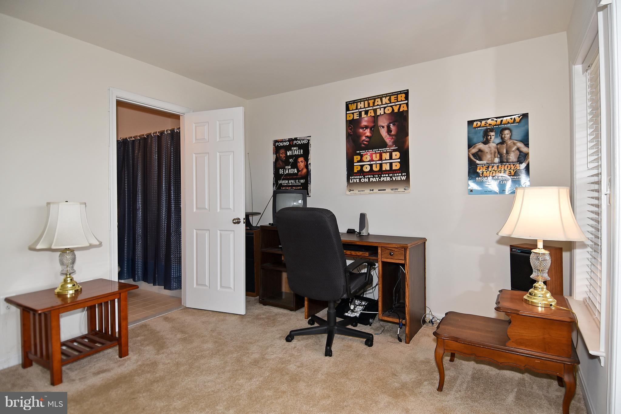 POWELLS RUN VILLAGE COND - Residential