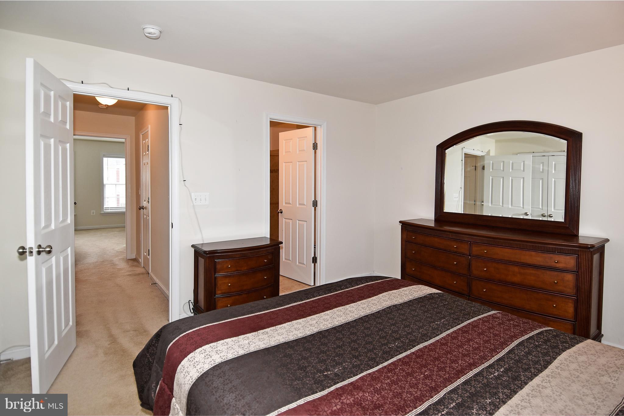 POWELLS RUN VILLAGE COND - Residential